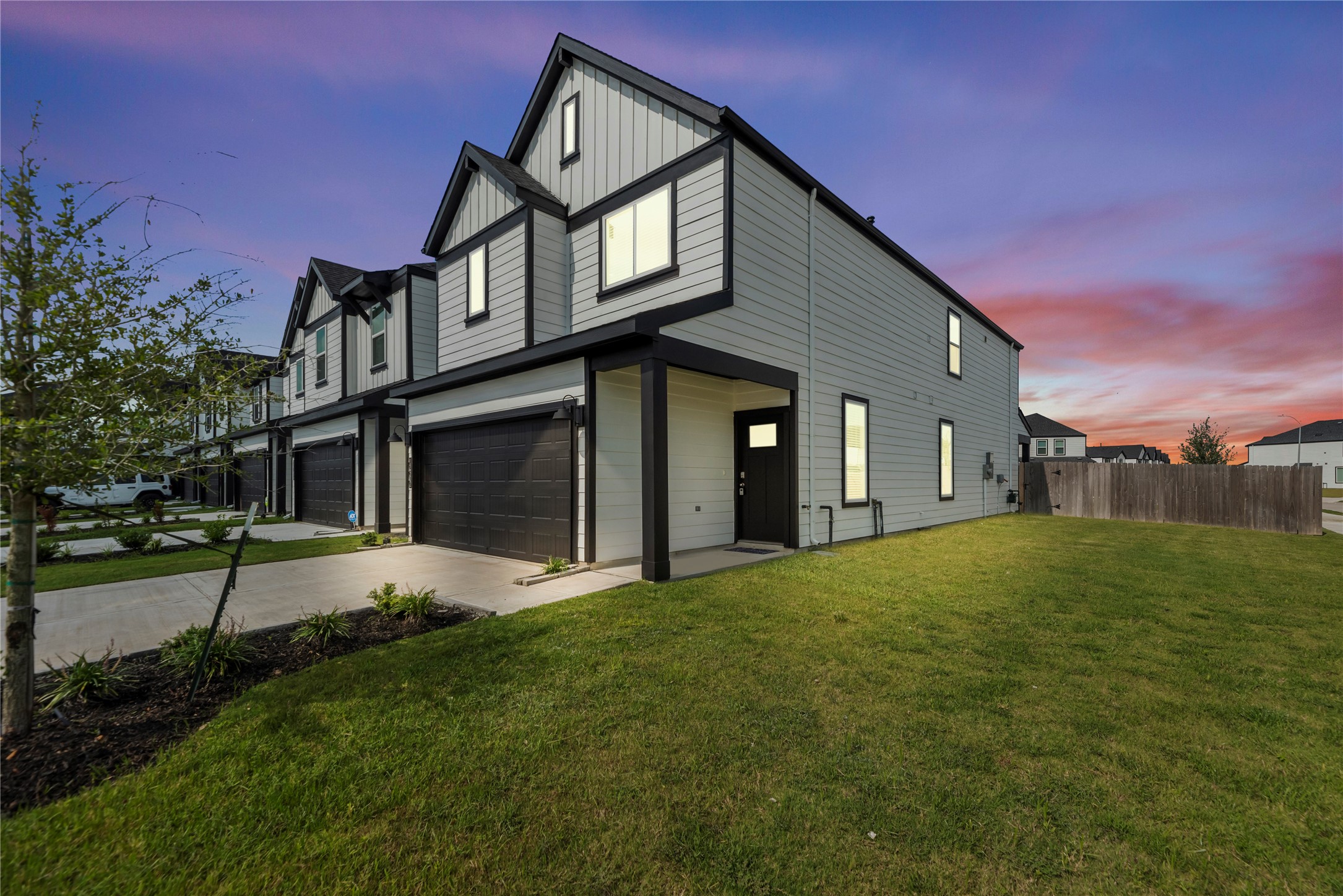 12302 Greenwood Gate Drive Property Photo 1