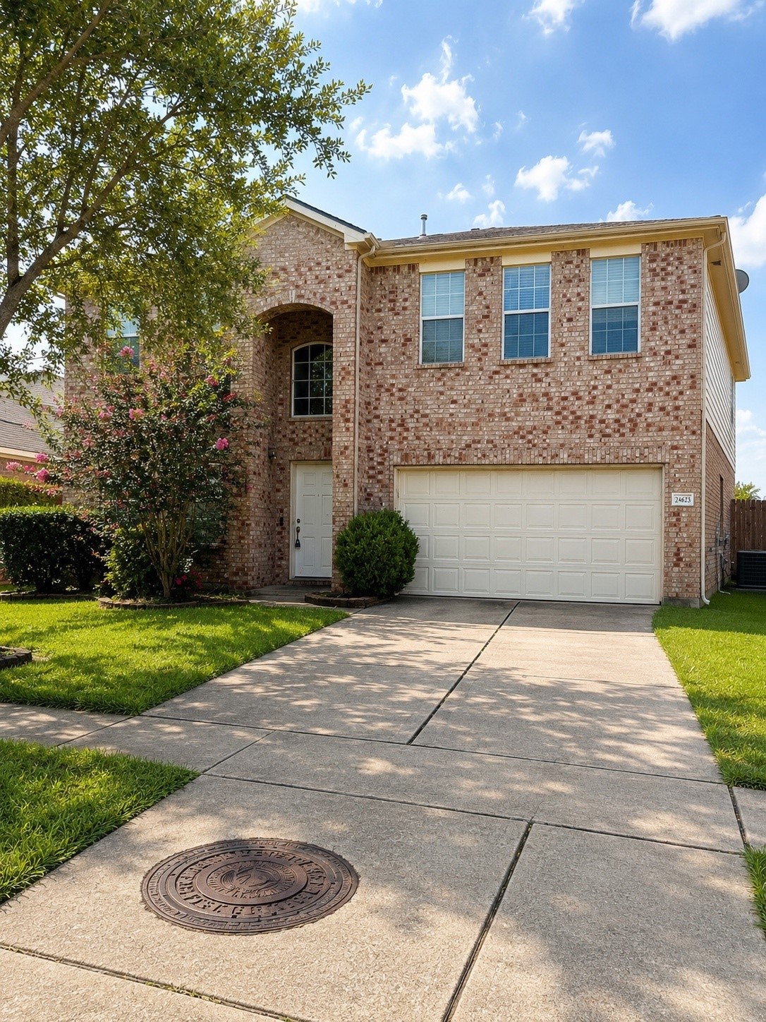 24623 Colonial Maple Drive Property Photo 2