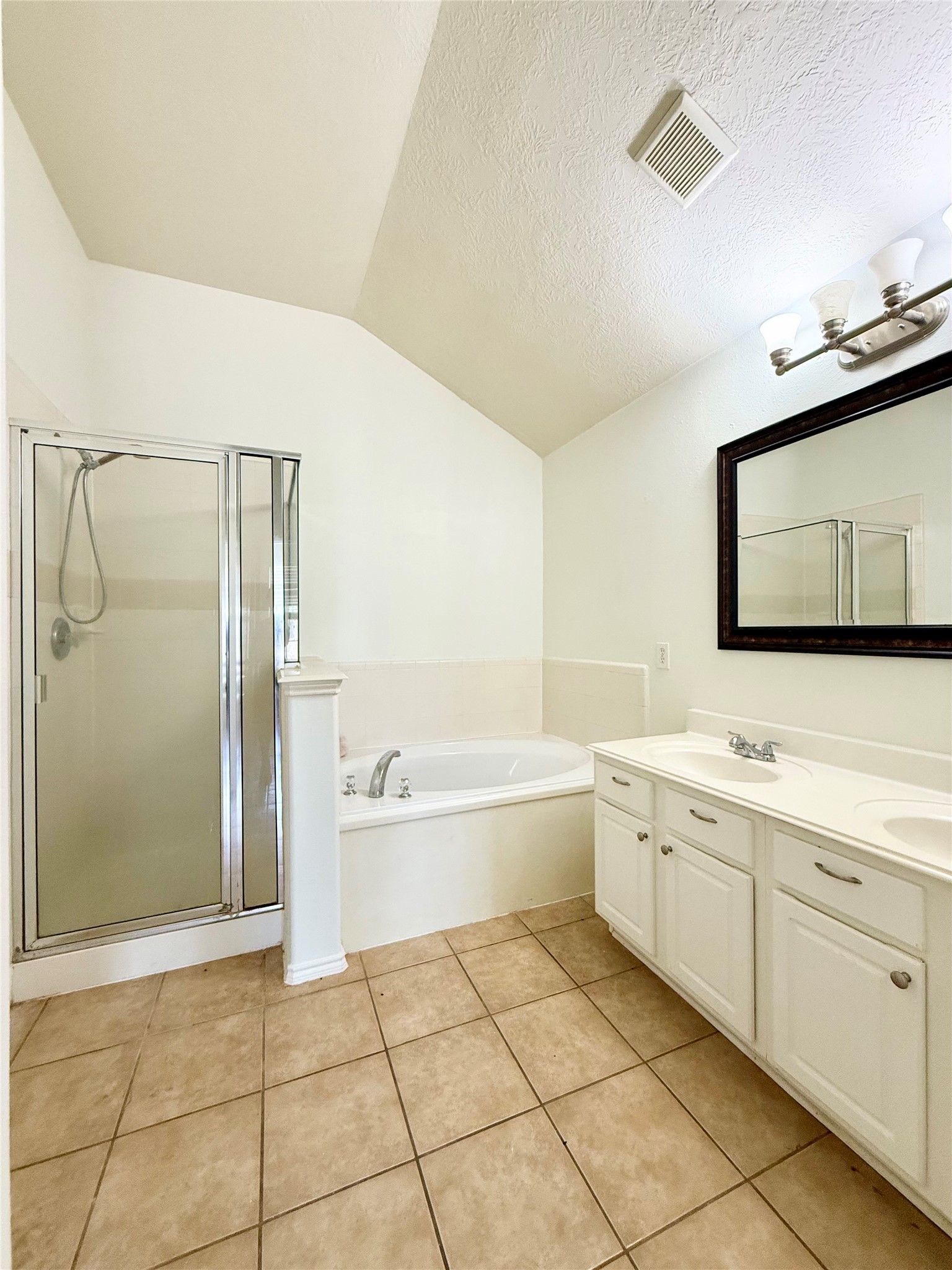 24623 Colonial Maple Drive Property Photo 19