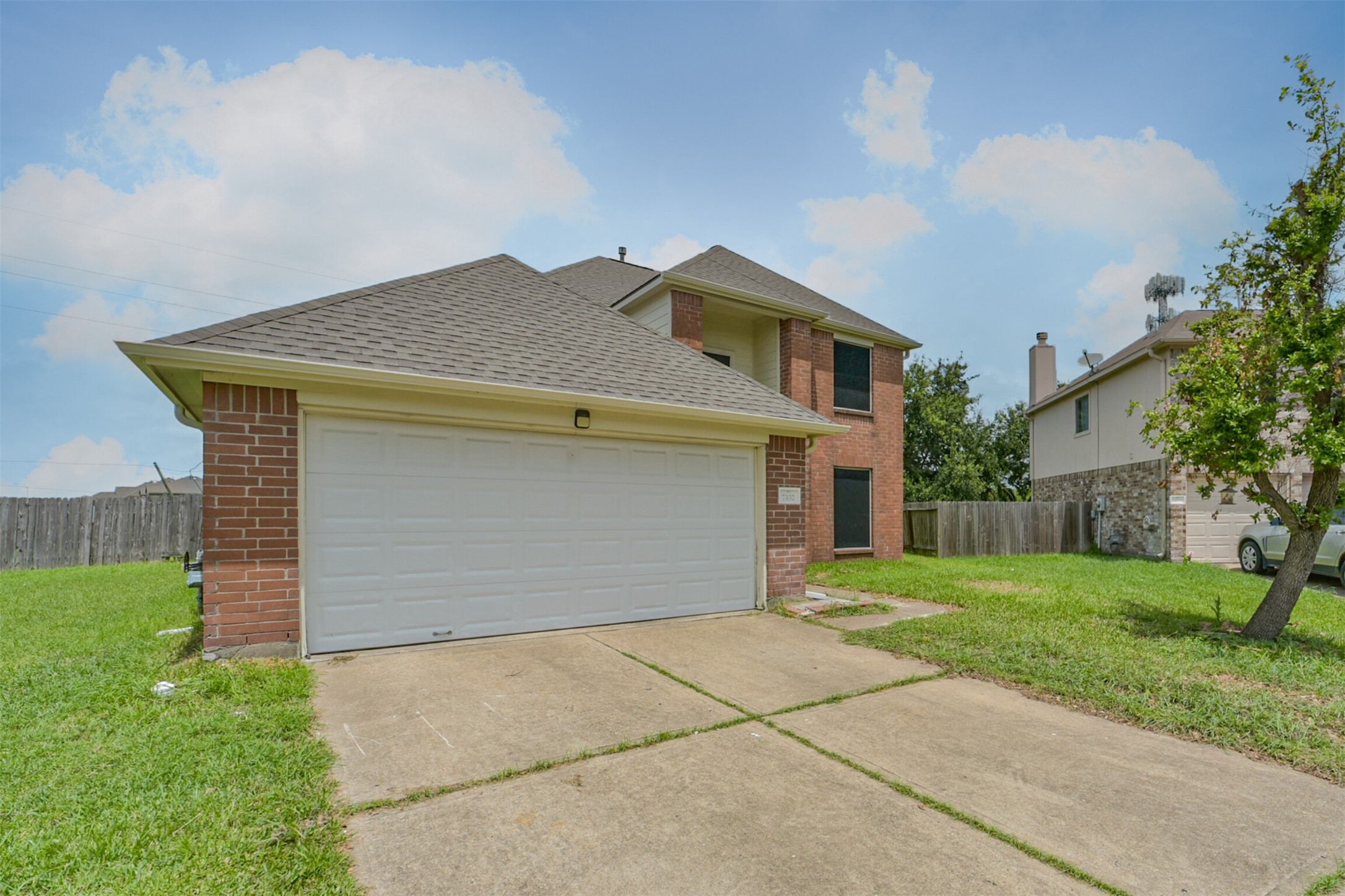 7102 Calix Lane Property Photo 2