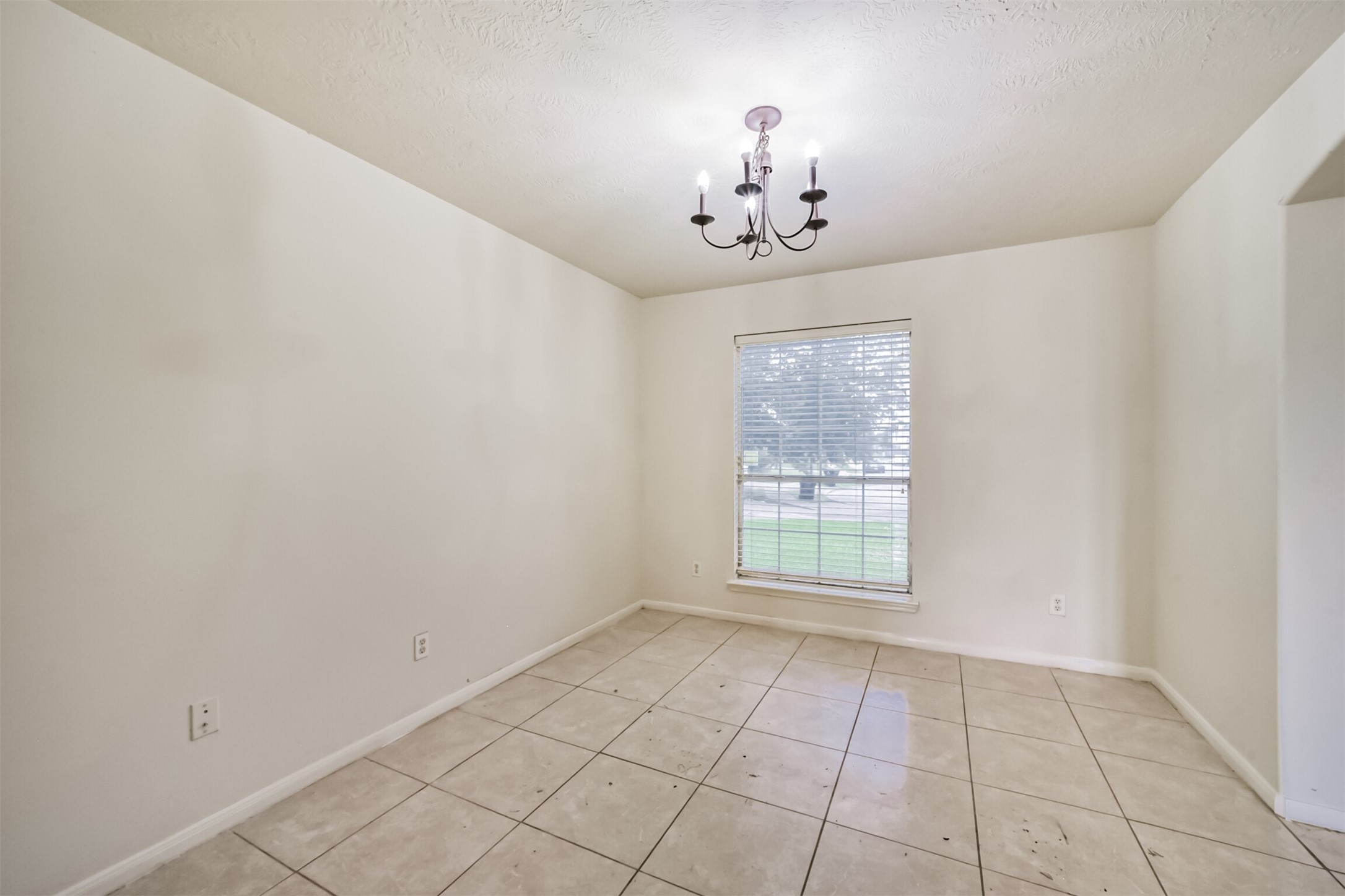 7102 Calix Lane Property Photo 21