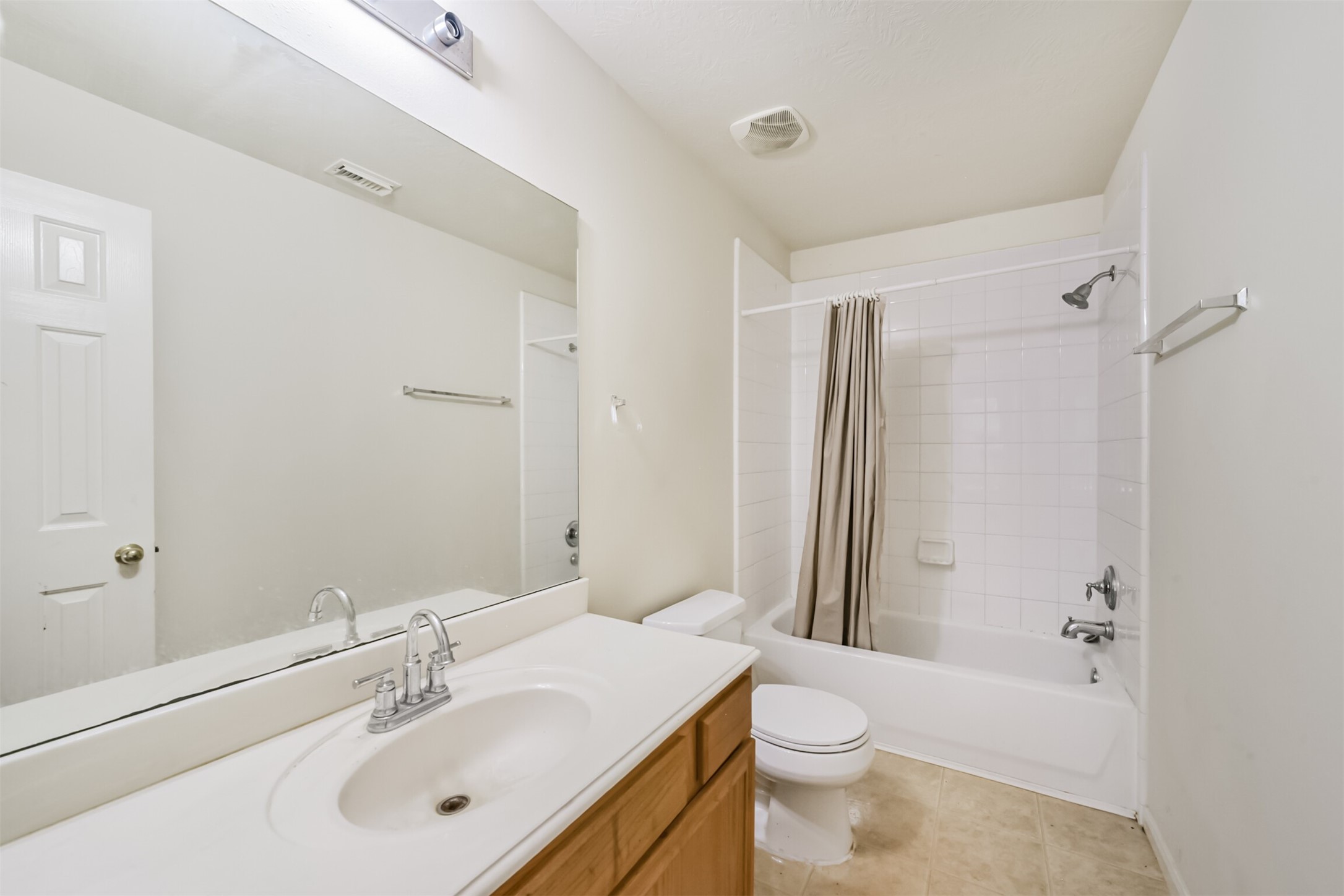 7102 Calix Lane Property Photo 24
