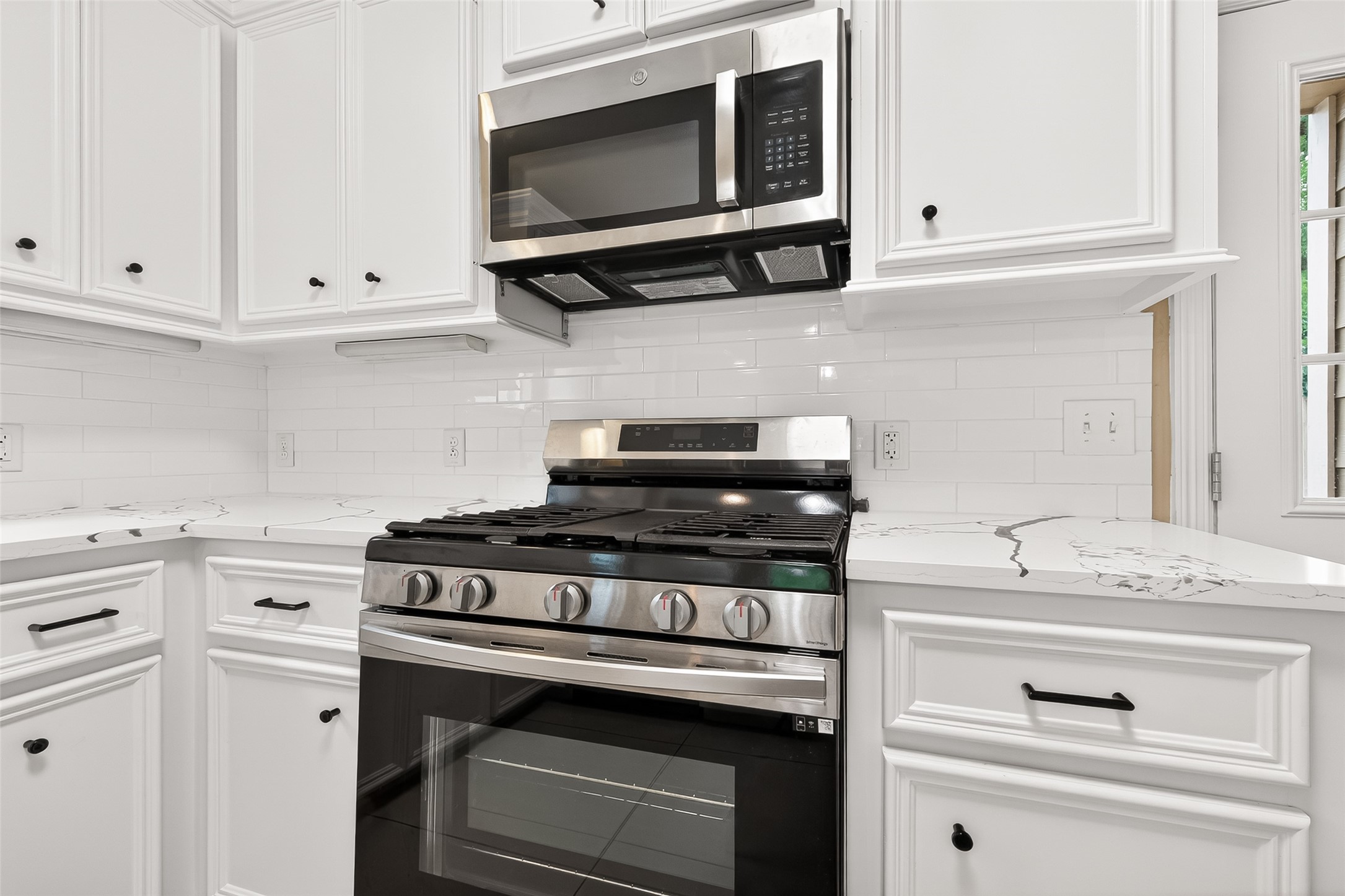 14134 Packard Street A And B Property Photo 12