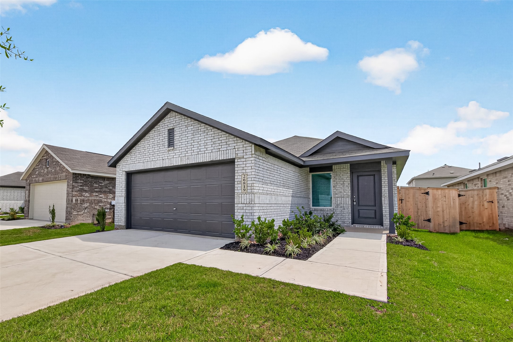 26819 Vanilla Pearls Lane Property Photo 3