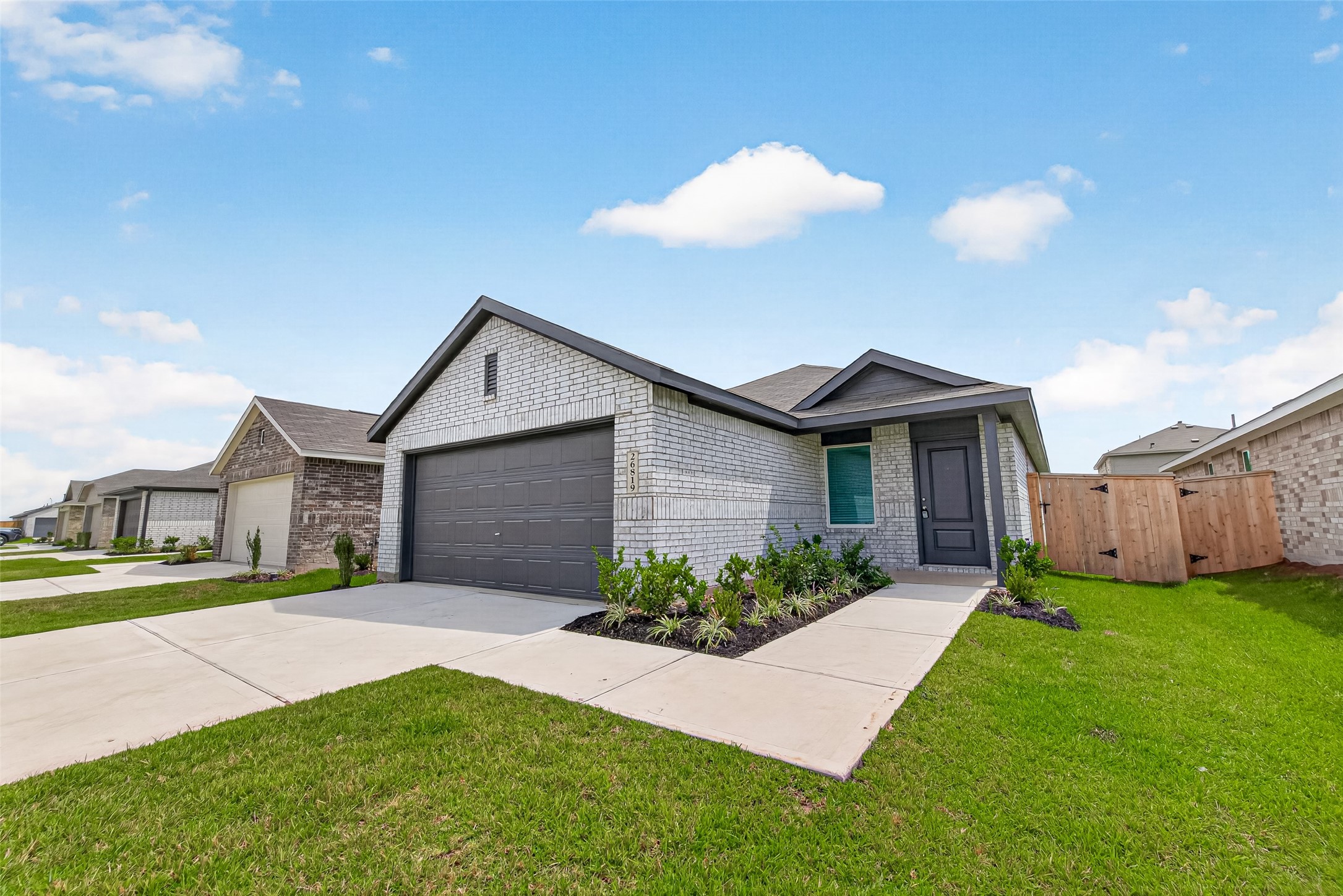 26819 Vanilla Pearls Lane Property Photo 5