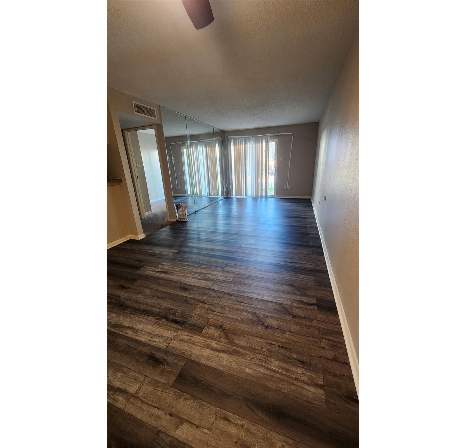 2818 S Bartell Drive 7 Property Photo 2