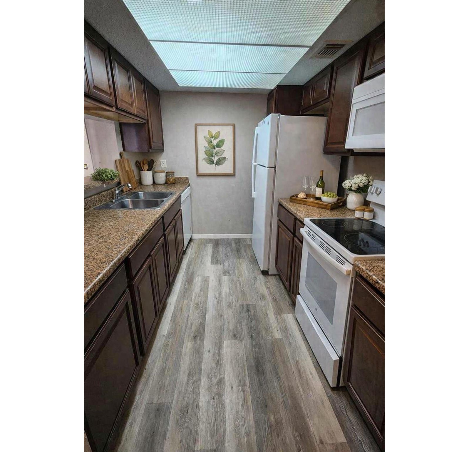 2818 S Bartell Drive 7 Property Photo 5