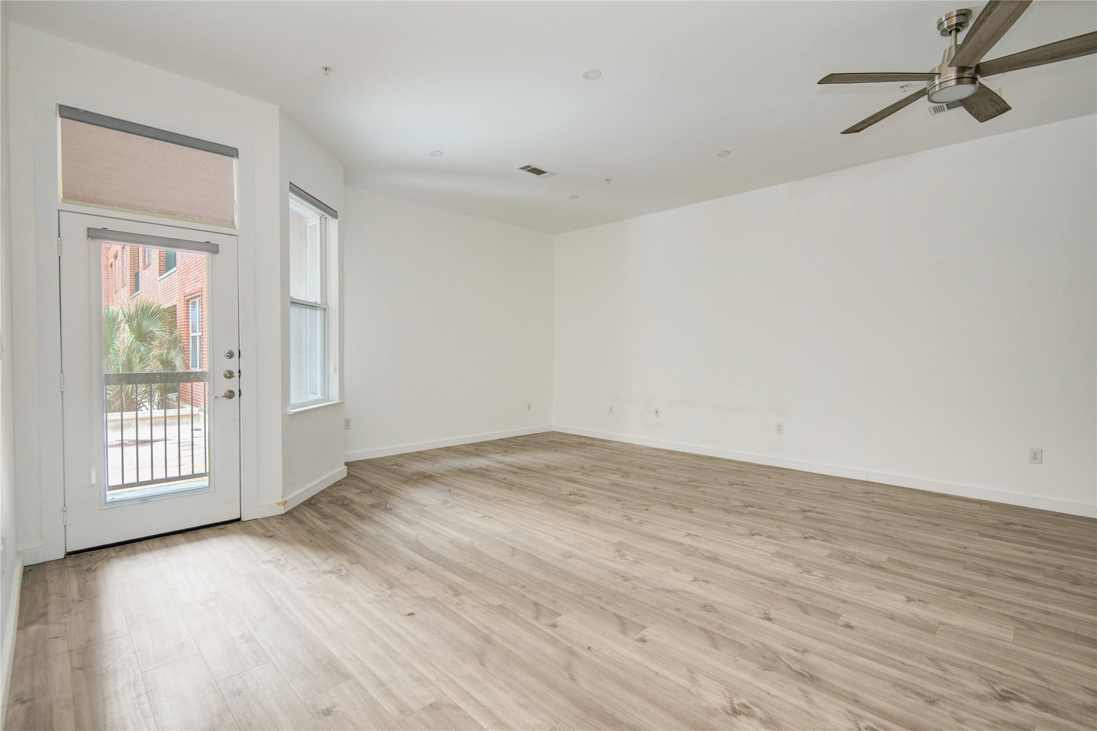 300 St Joseph Parkway 101 Property Photo 7