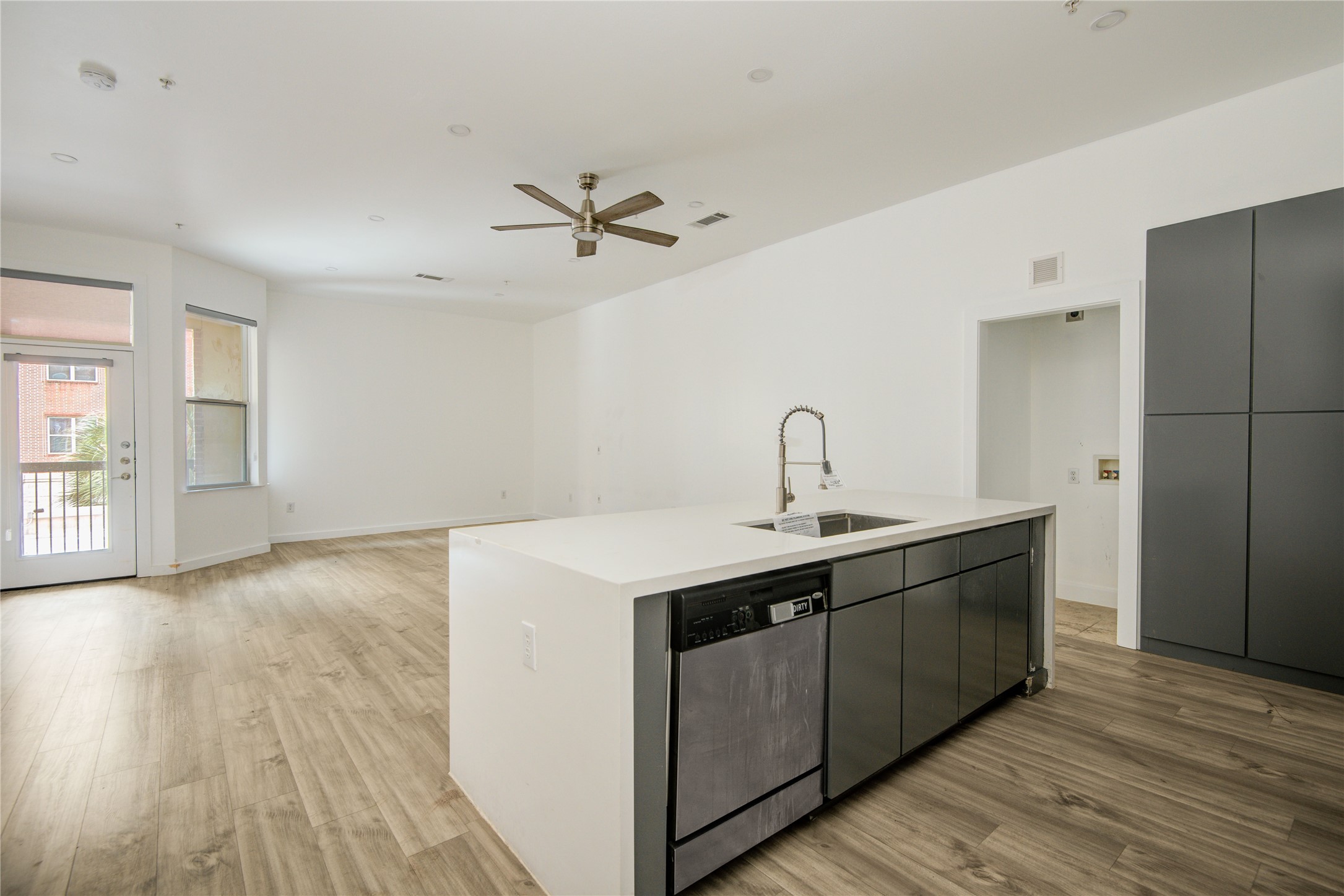 300 St Joseph Parkway 101 Property Photo 8