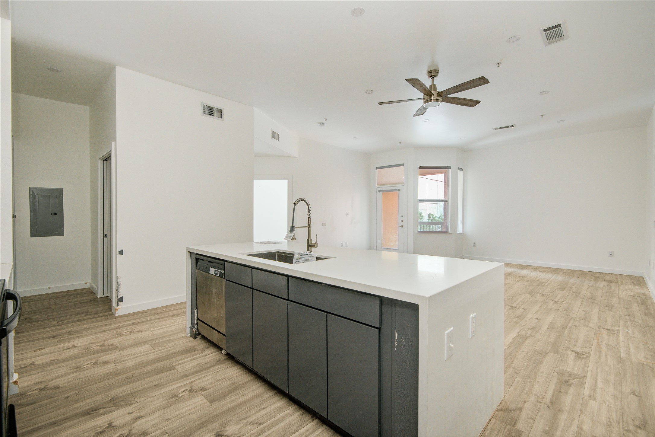 300 St Joseph Parkway 101 Property Photo 9