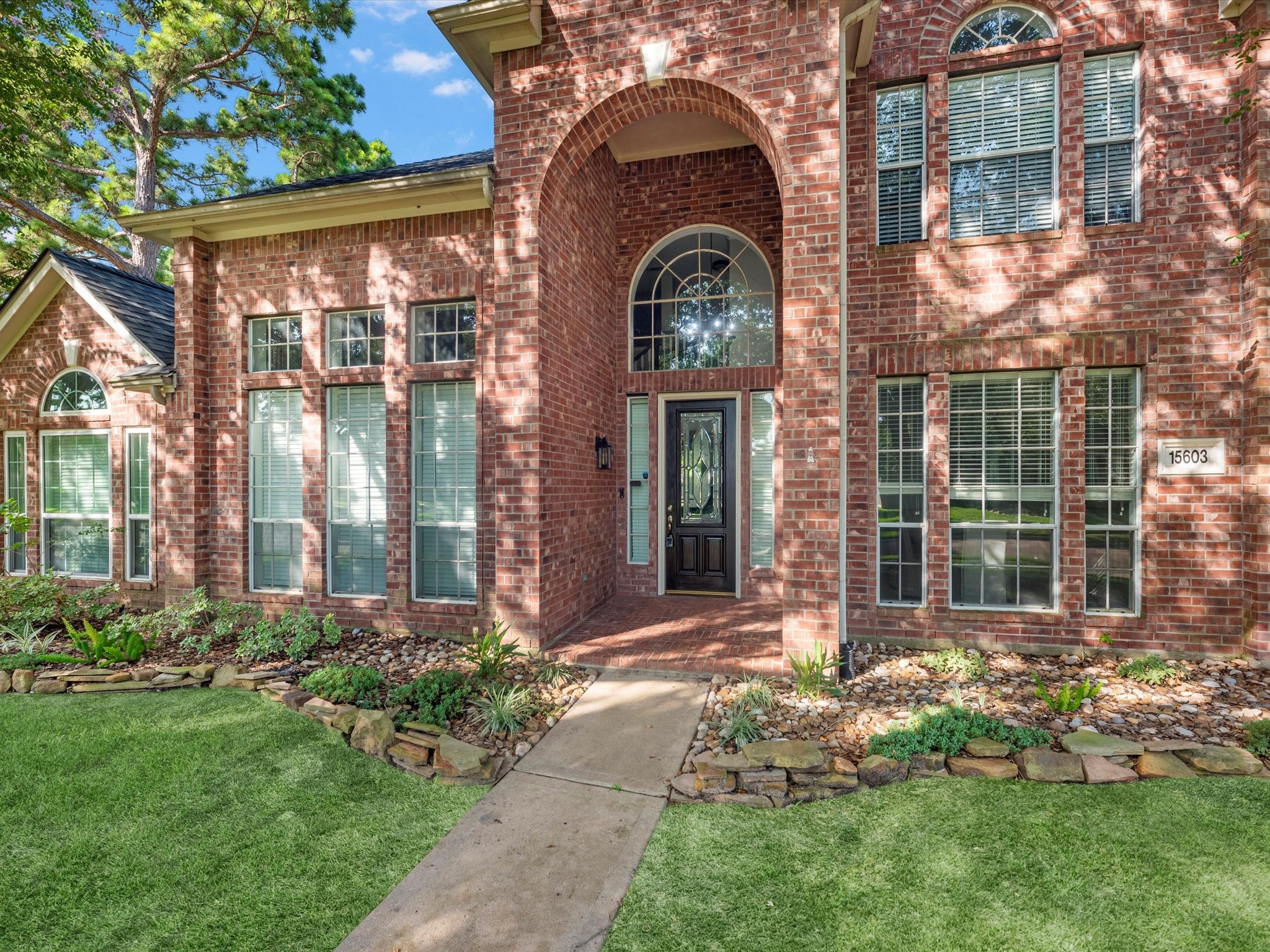 15603 Twisting Springs Drive Property Photo 4