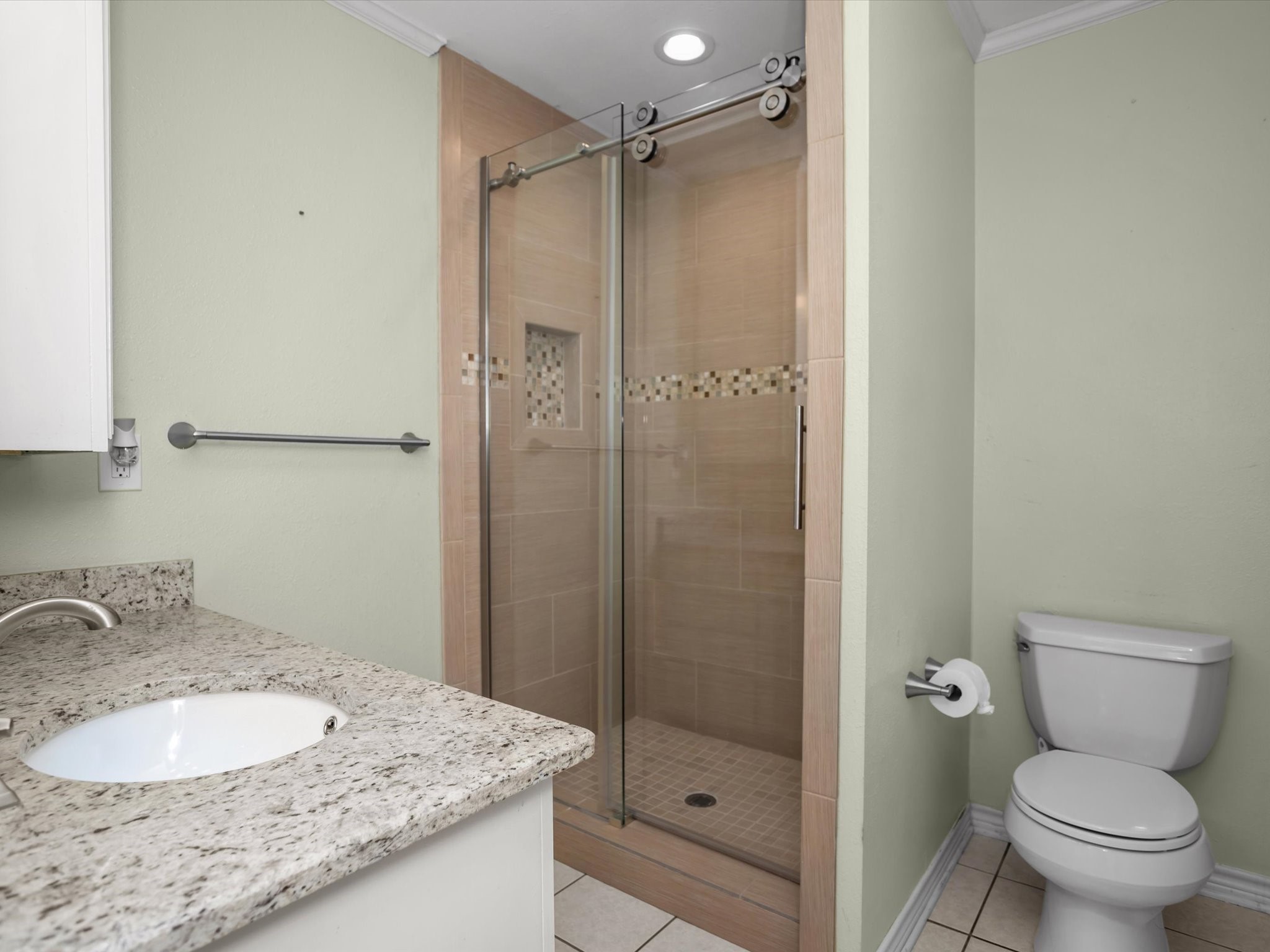 123 Crown Colony Drive Property Photo 15