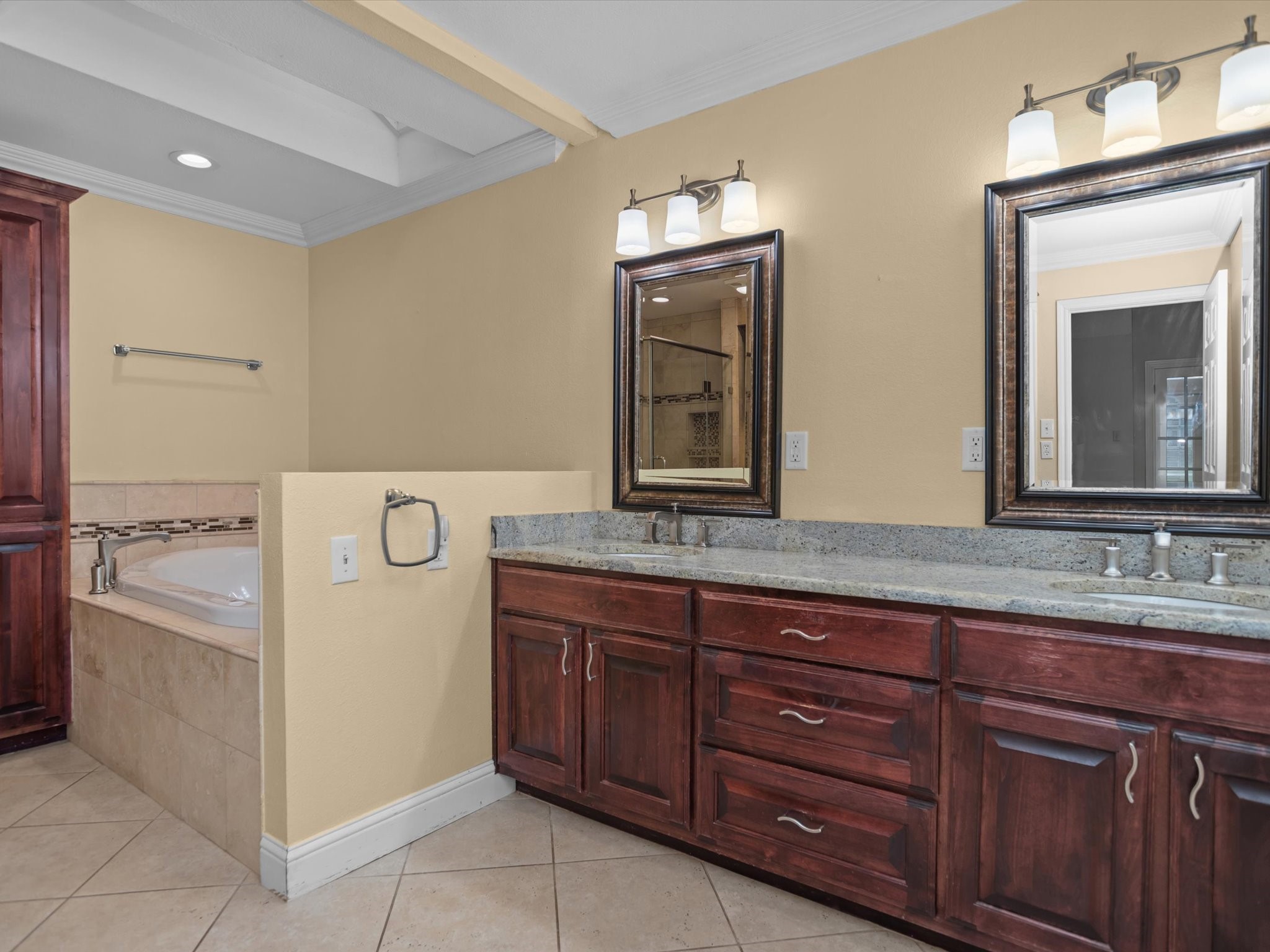 123 Crown Colony Drive Property Photo 26