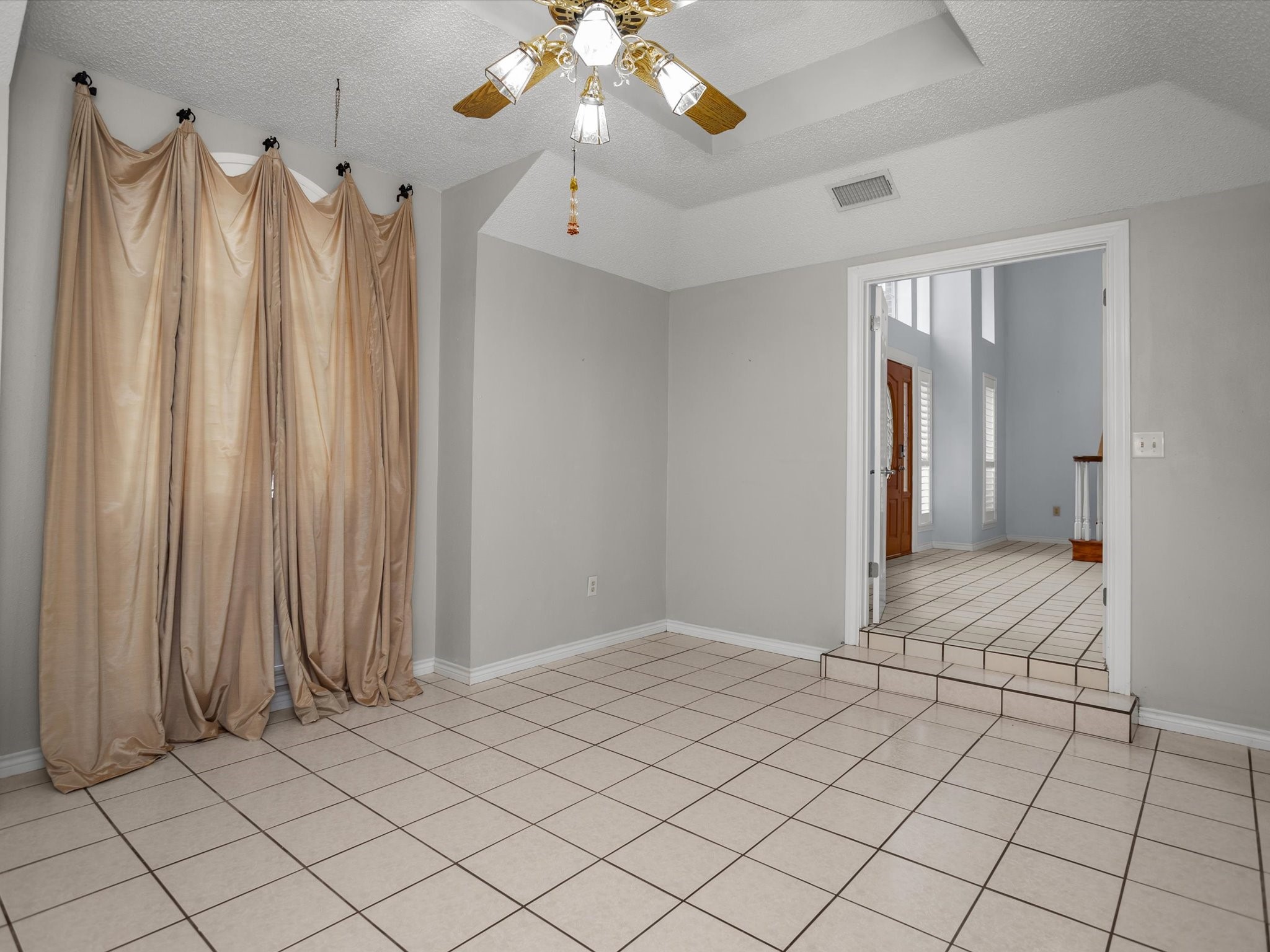 123 Crown Colony Drive Property Photo 33