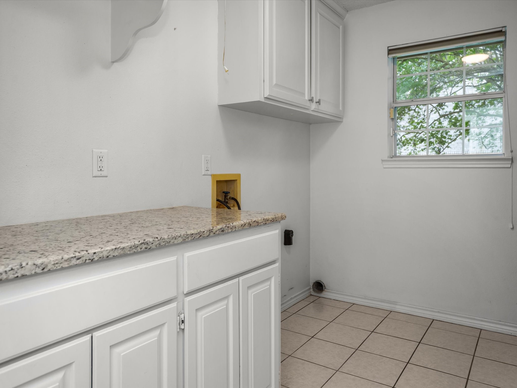 123 Crown Colony Drive Property Photo 34