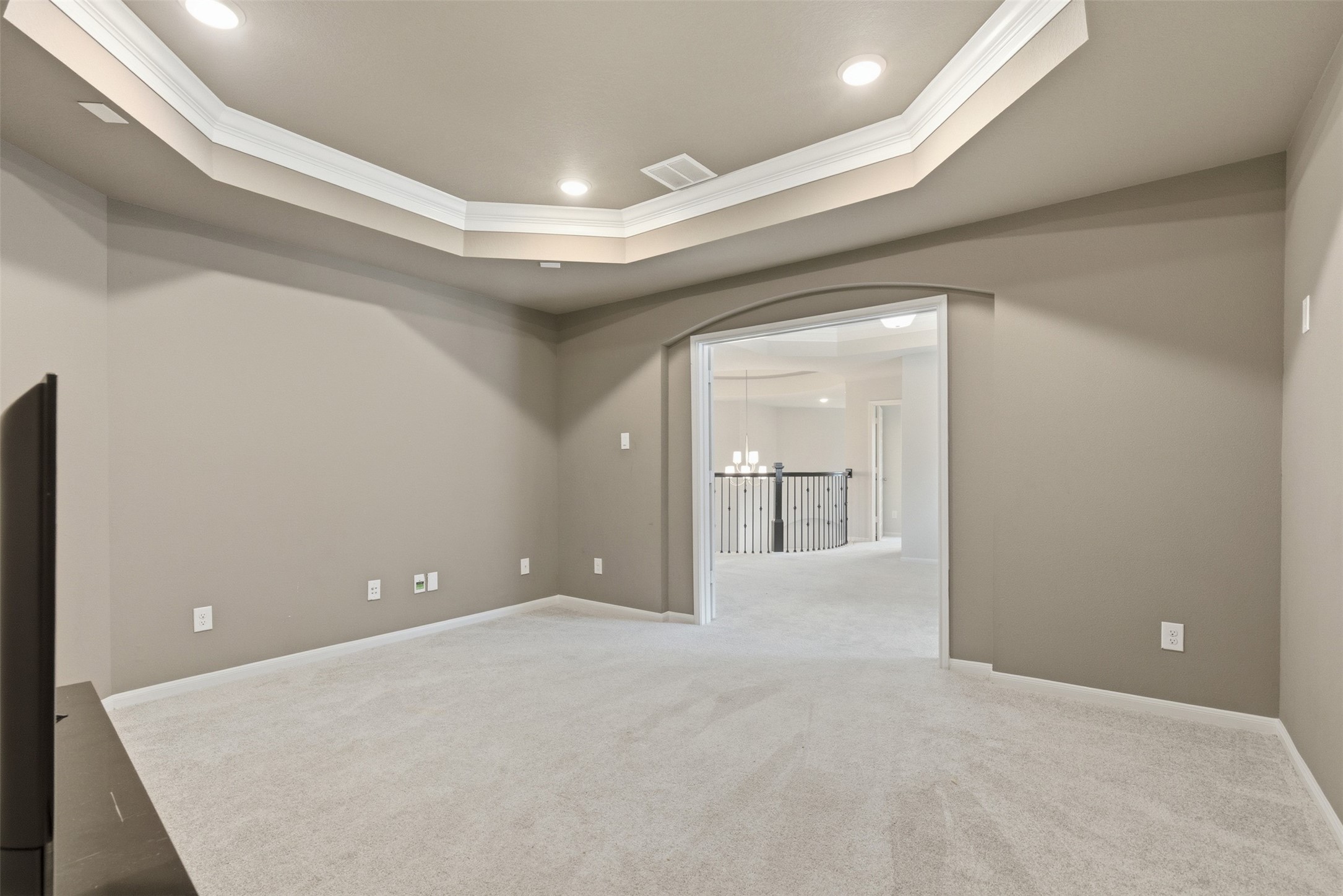 8915 Forest Side Drive Property Photo 27