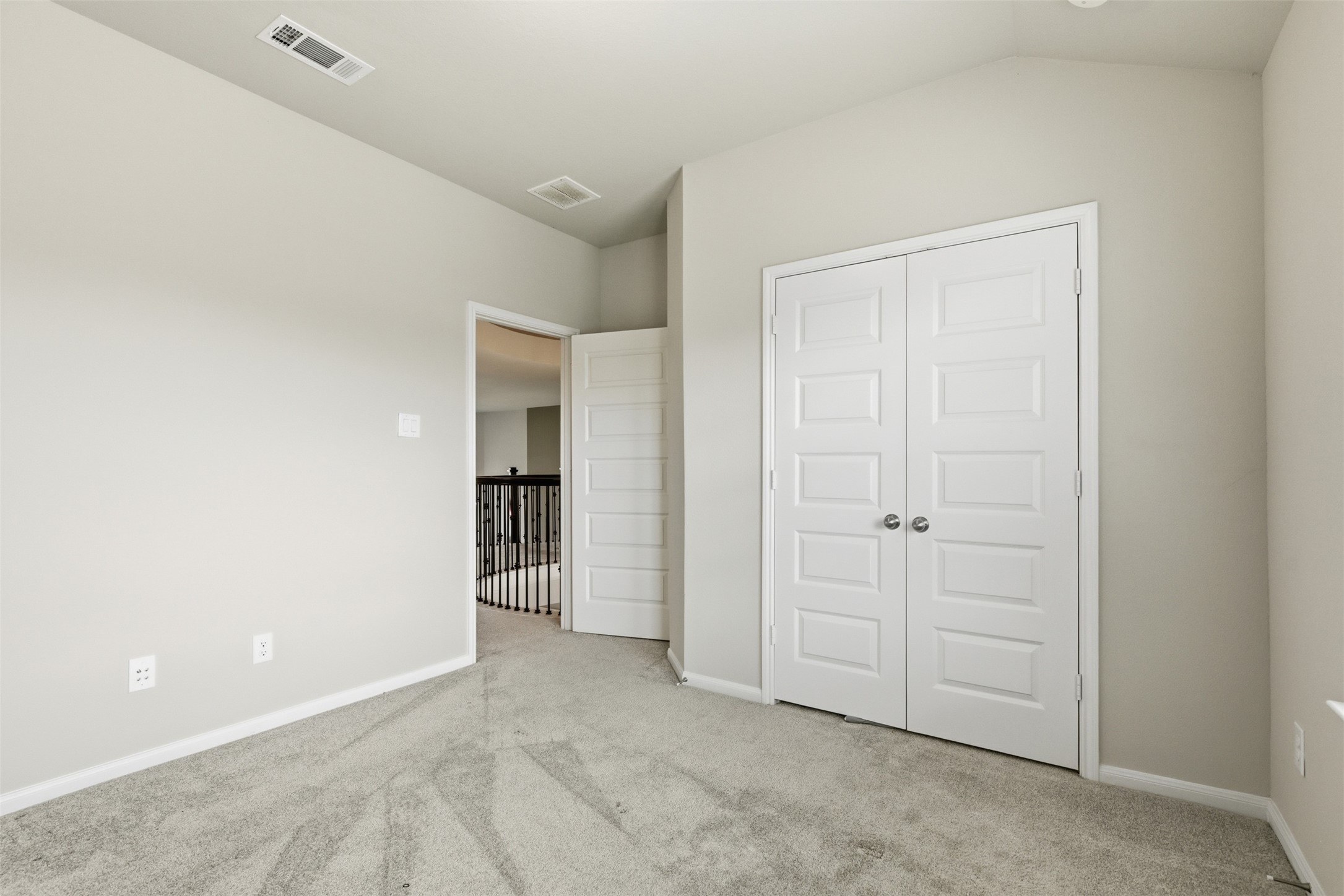8915 Forest Side Drive Property Photo 31