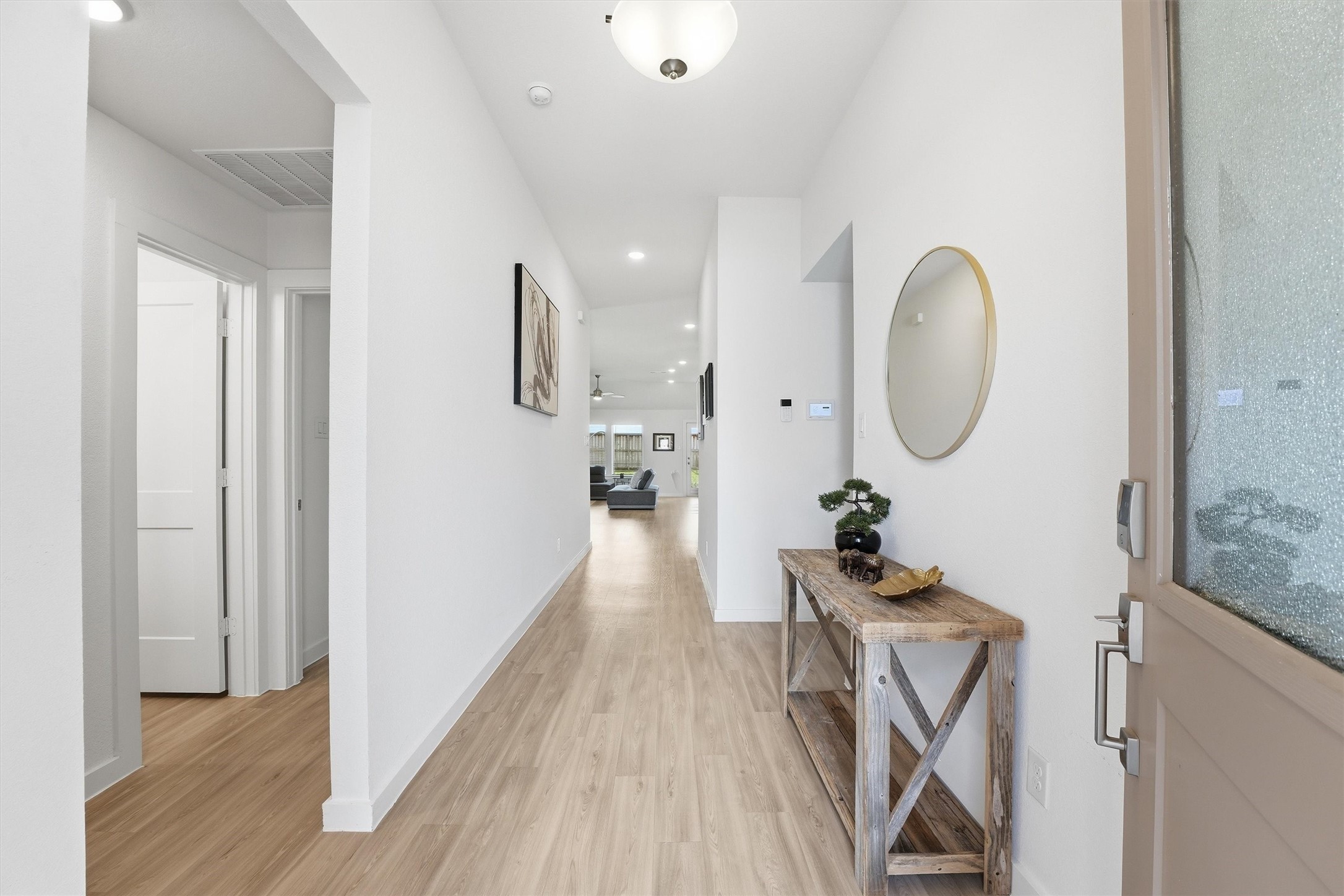 8611 Pier Cove Drive Property Photo 2