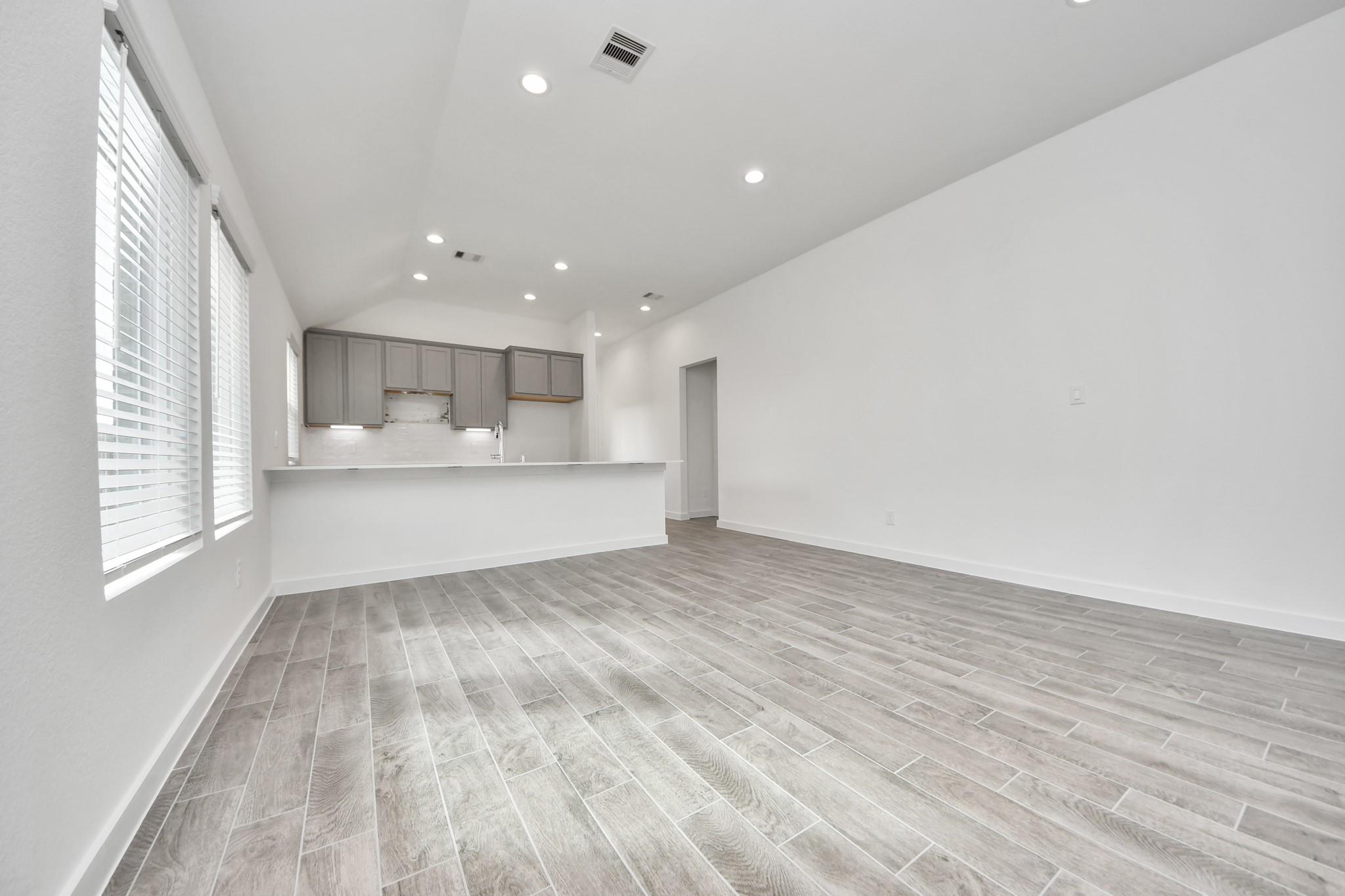 18534 Athena Flower Drive, Fresno Tx 77545 Property Photo 7