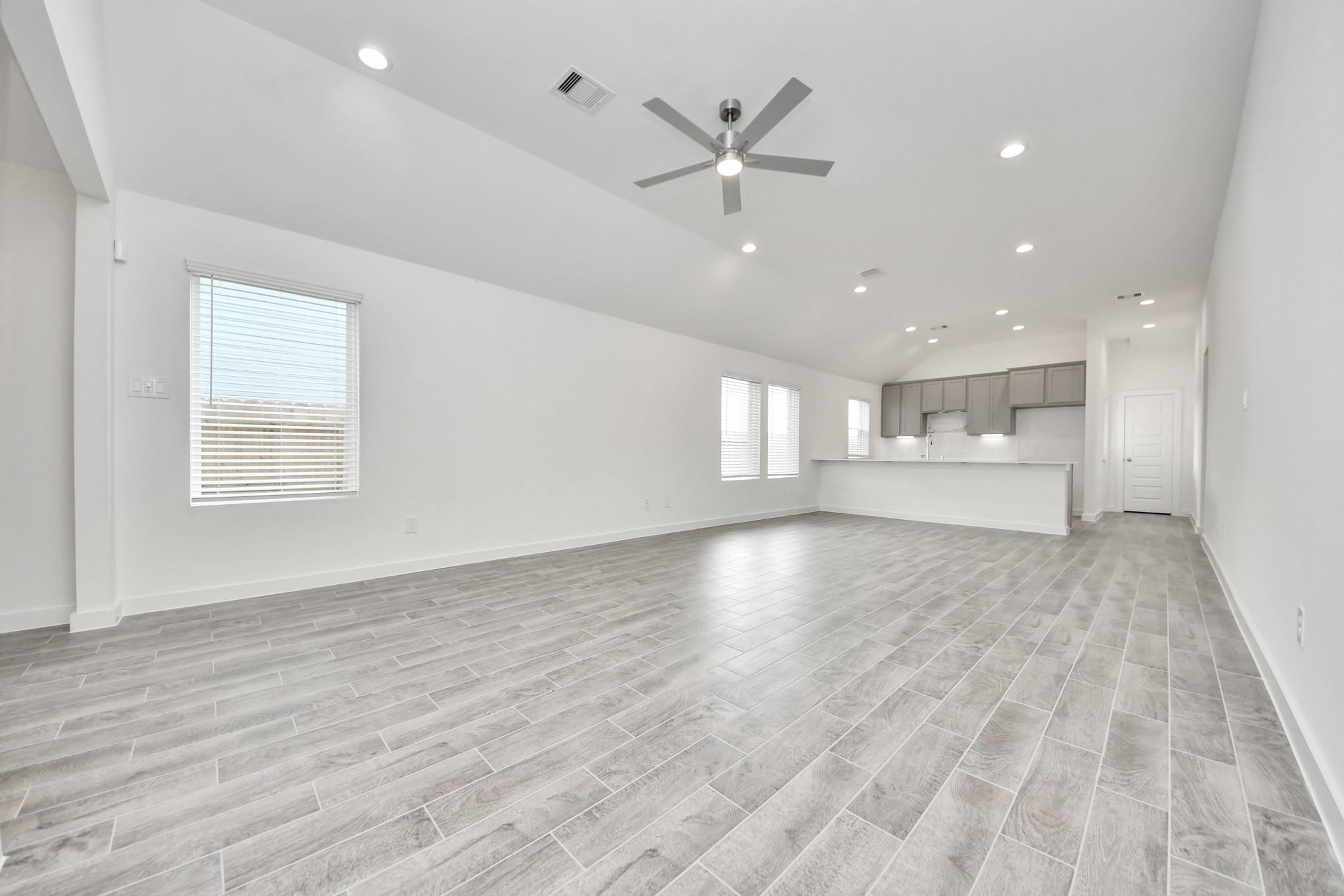 18534 Athena Flower Drive, Fresno Tx 77545 Property Photo 8