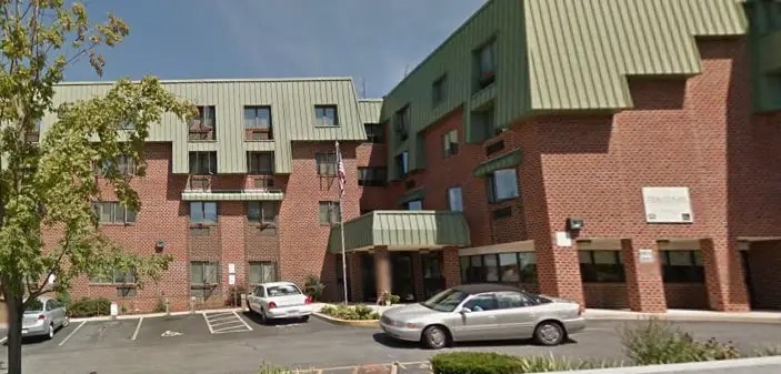 120 E Franklin St Property Photo 3