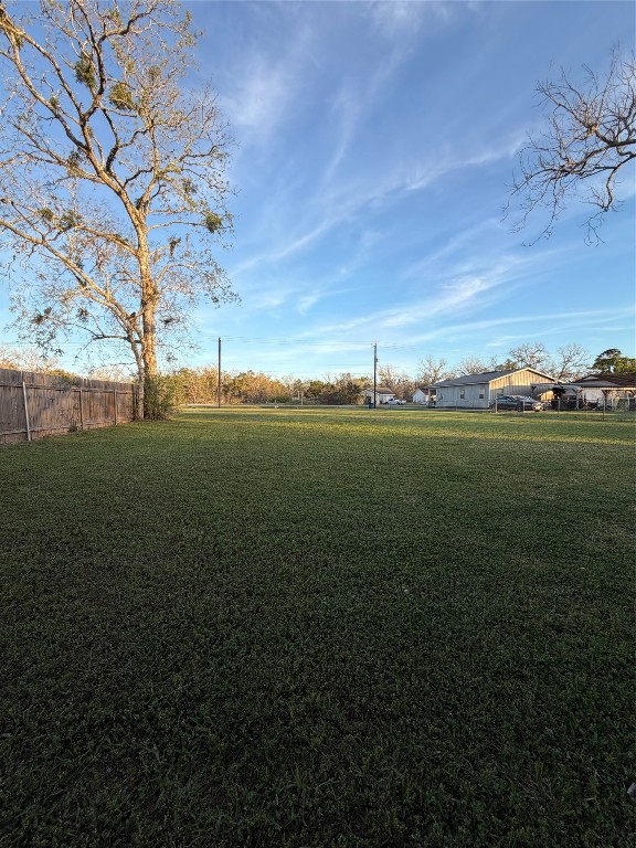 1007 E 2nd Street Property Photo 5