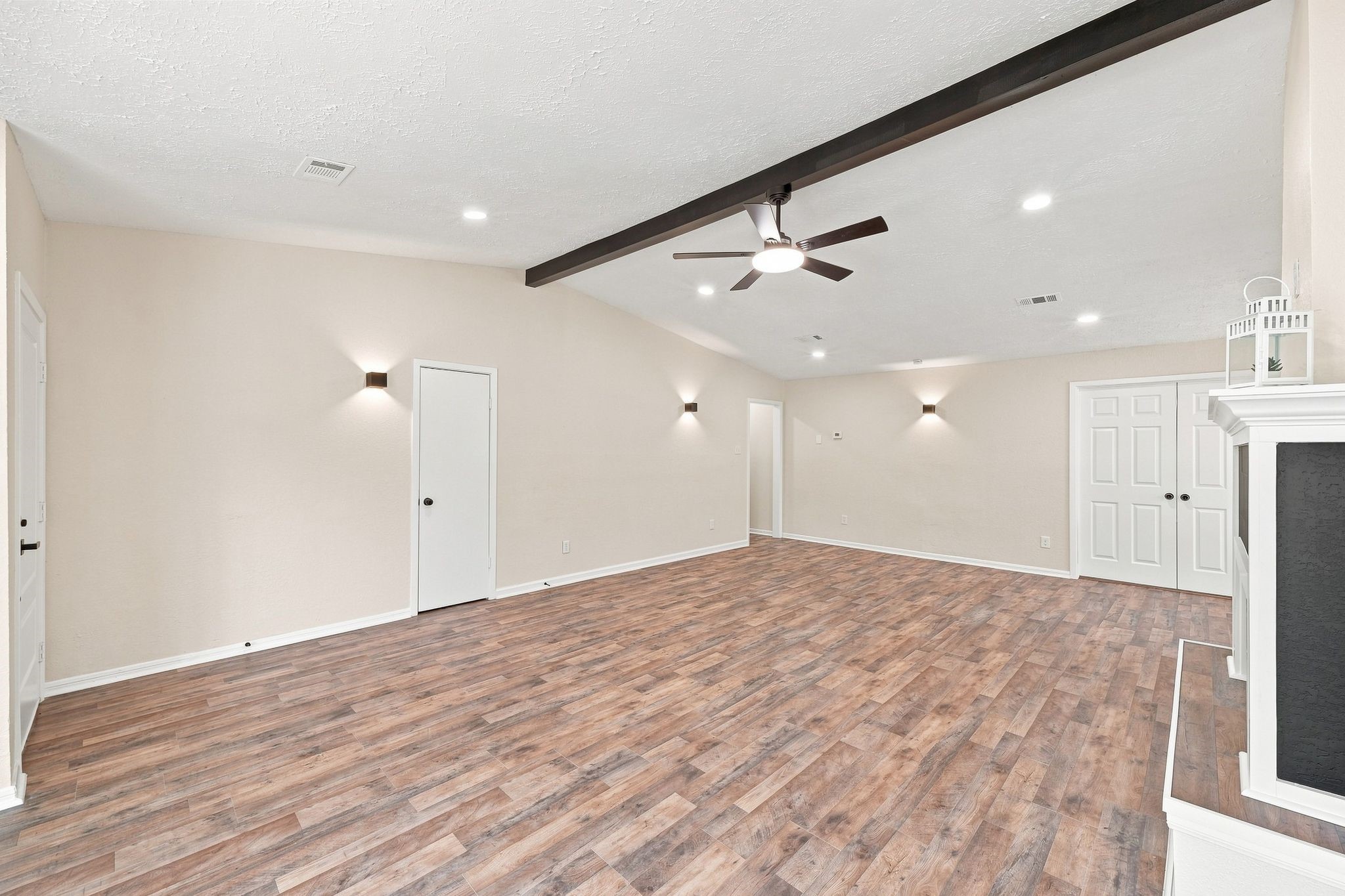1343 Littleport Lane Property Photo 15