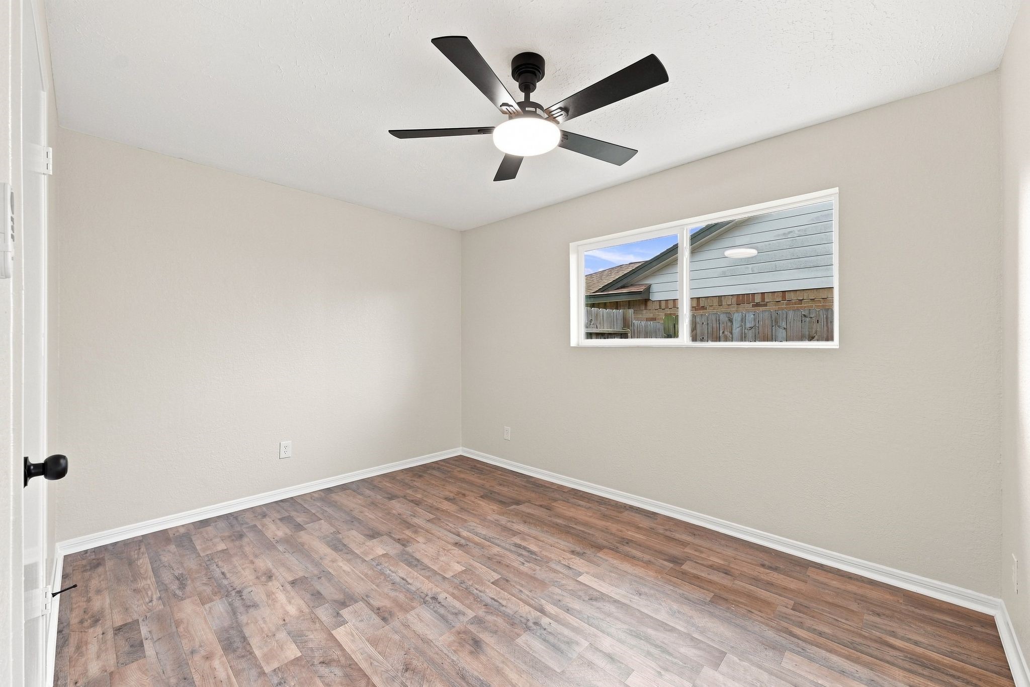 1343 Littleport Lane Property Photo 32
