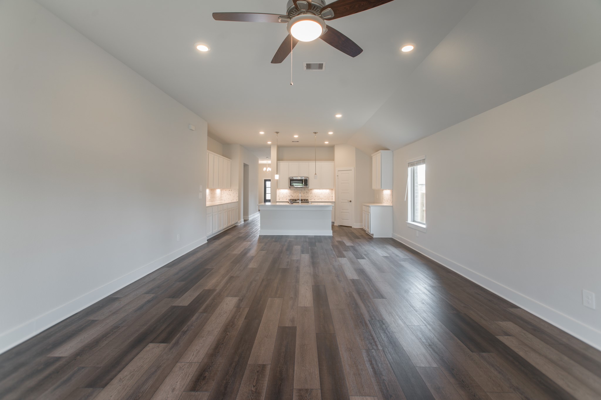 10289 South Goshawk Trail Property Photo 11