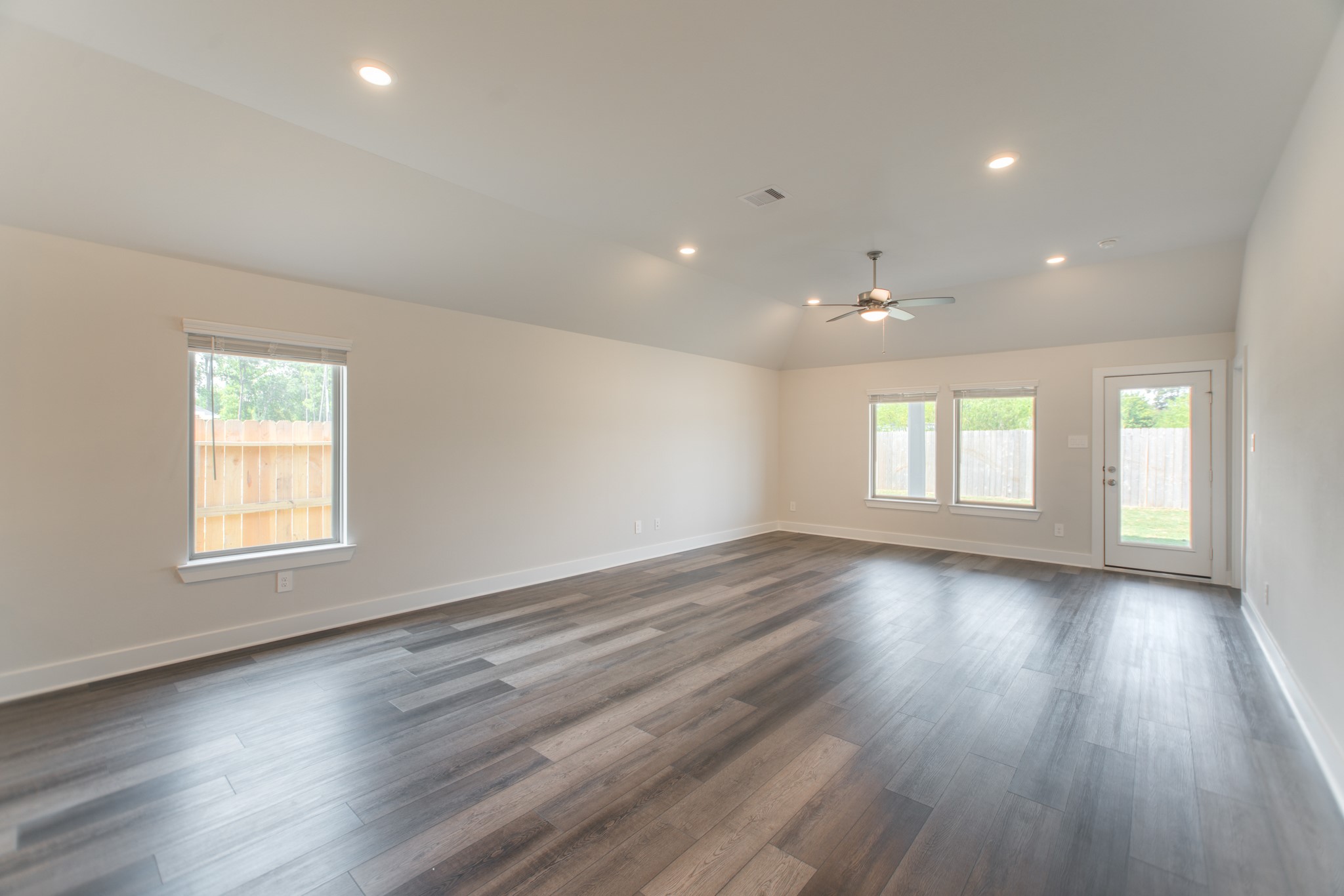 10289 South Goshawk Trail Property Photo 22