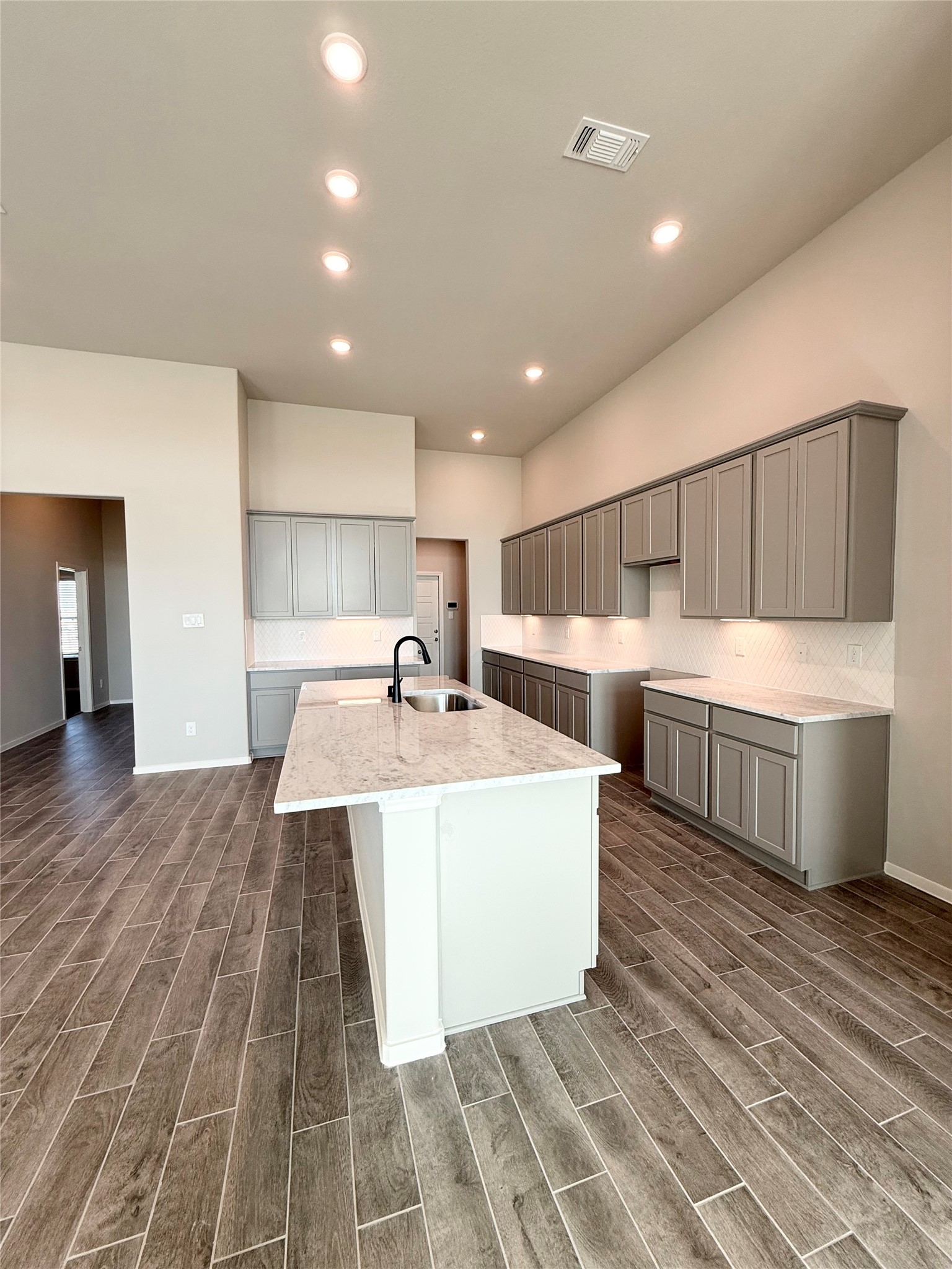 1052 Apple Ridge Road Property Photo 6