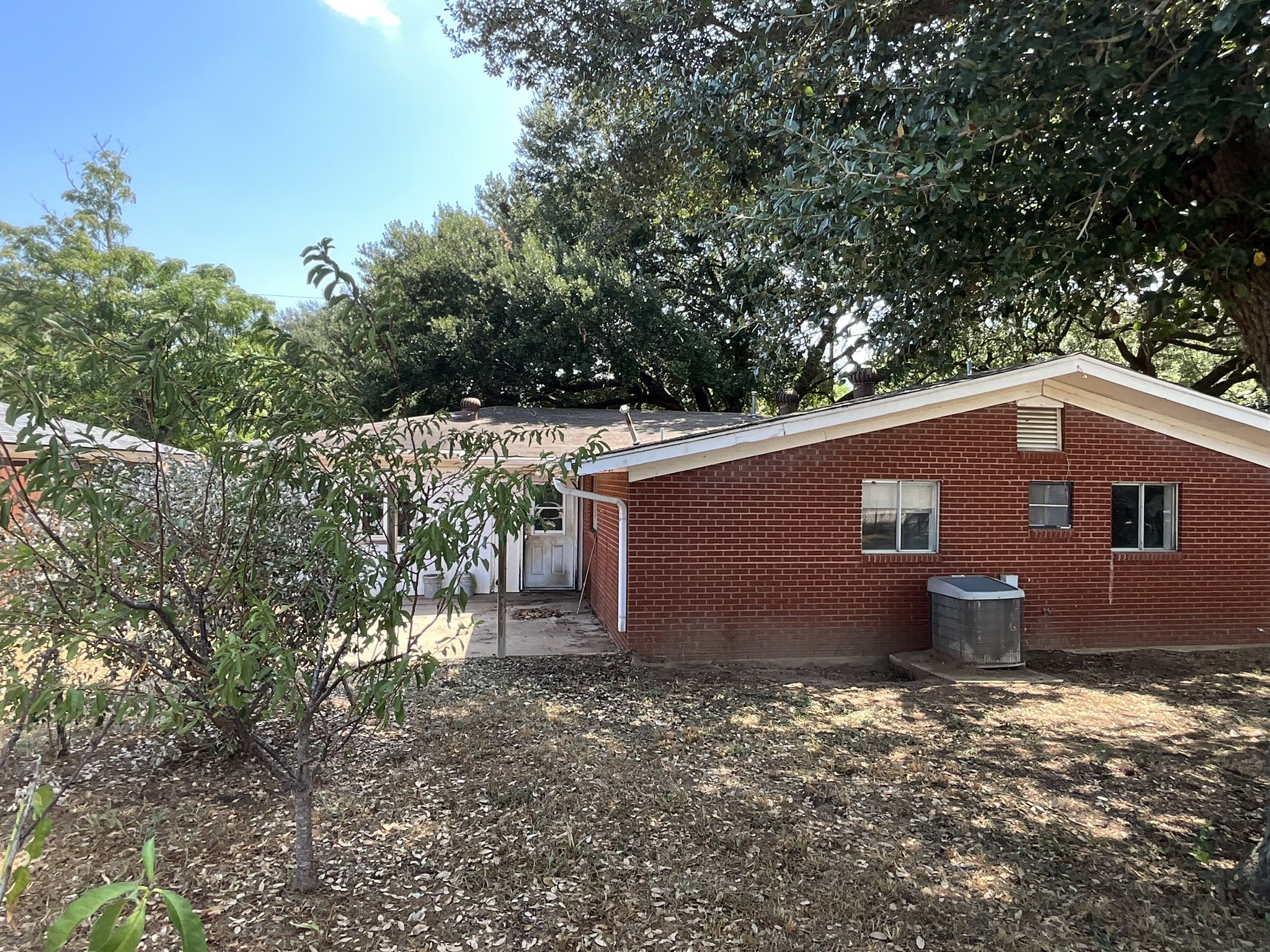 1300 Tom Dee Street Property Photo 3