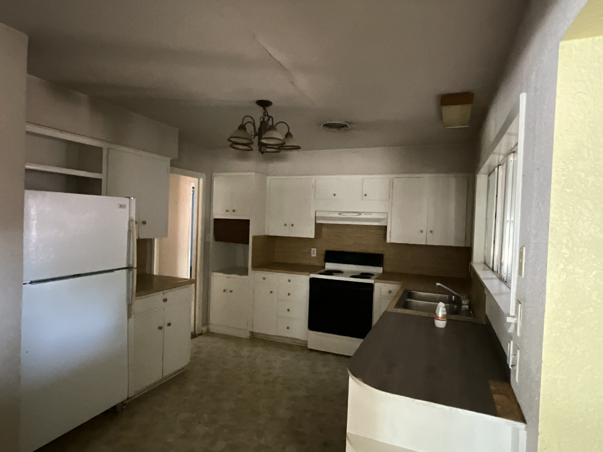 1300 Tom Dee Street Property Photo 10
