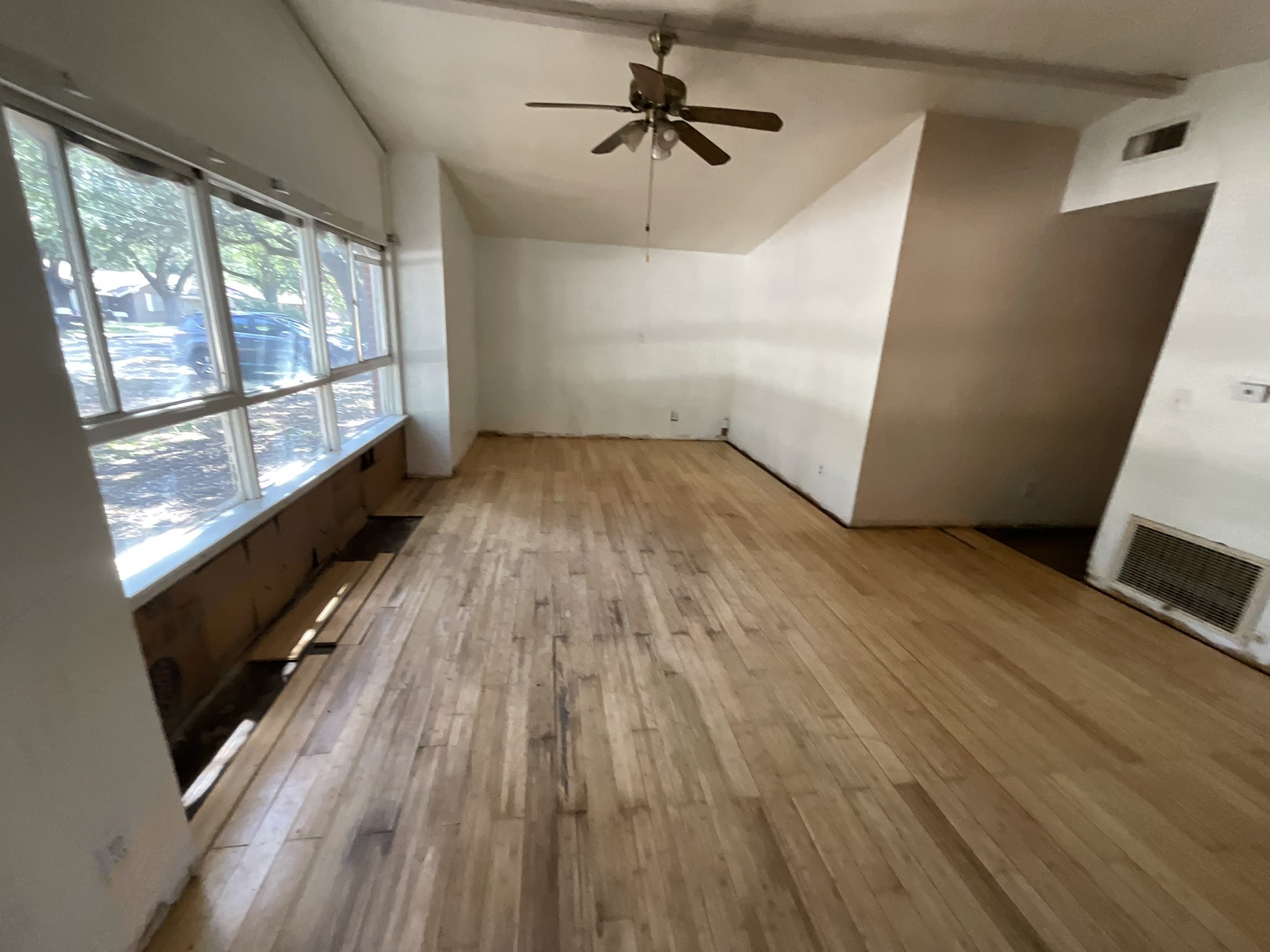1300 Tom Dee Street Property Photo 18