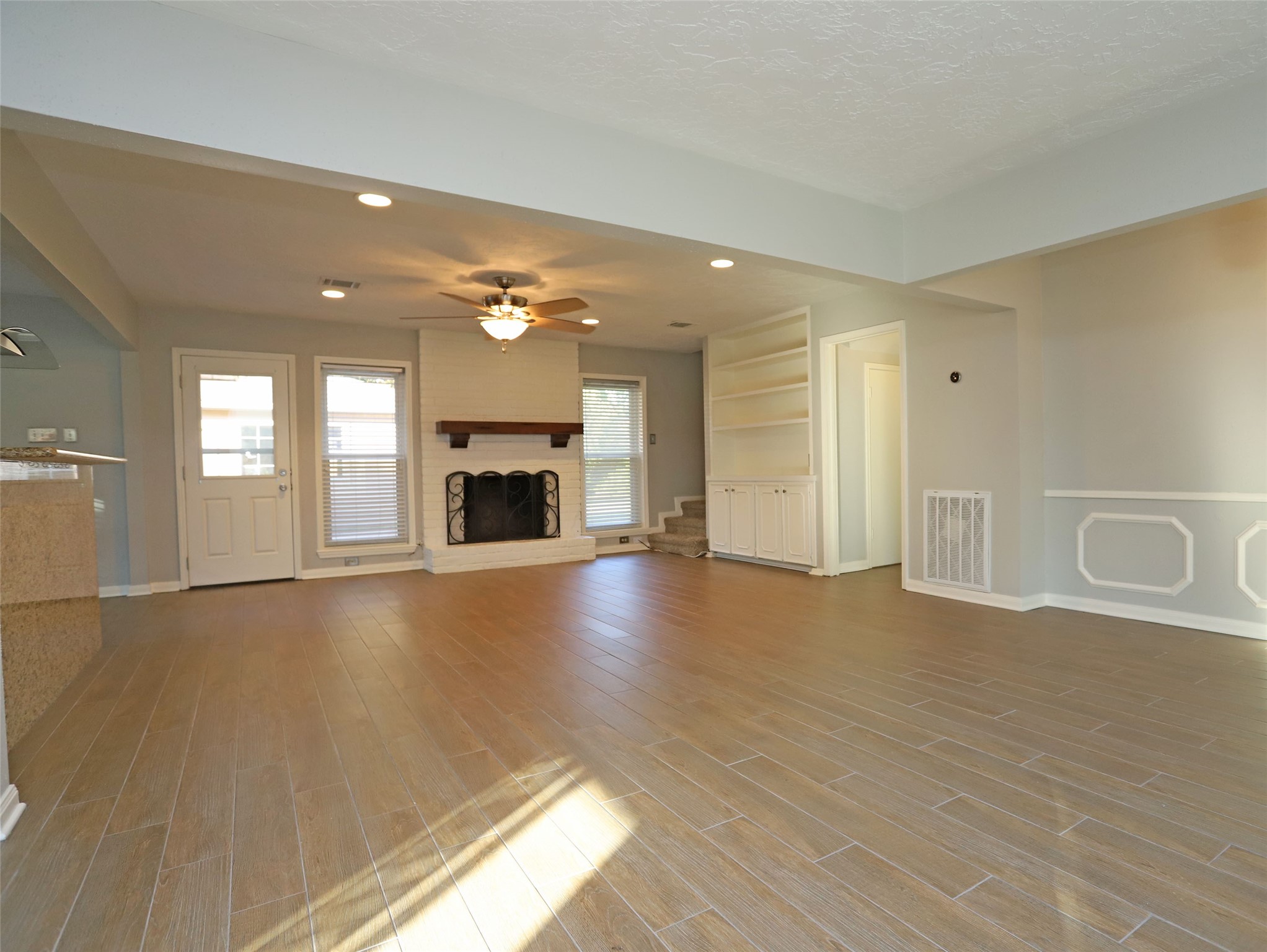 12870 Westella Drive Property Photo 4