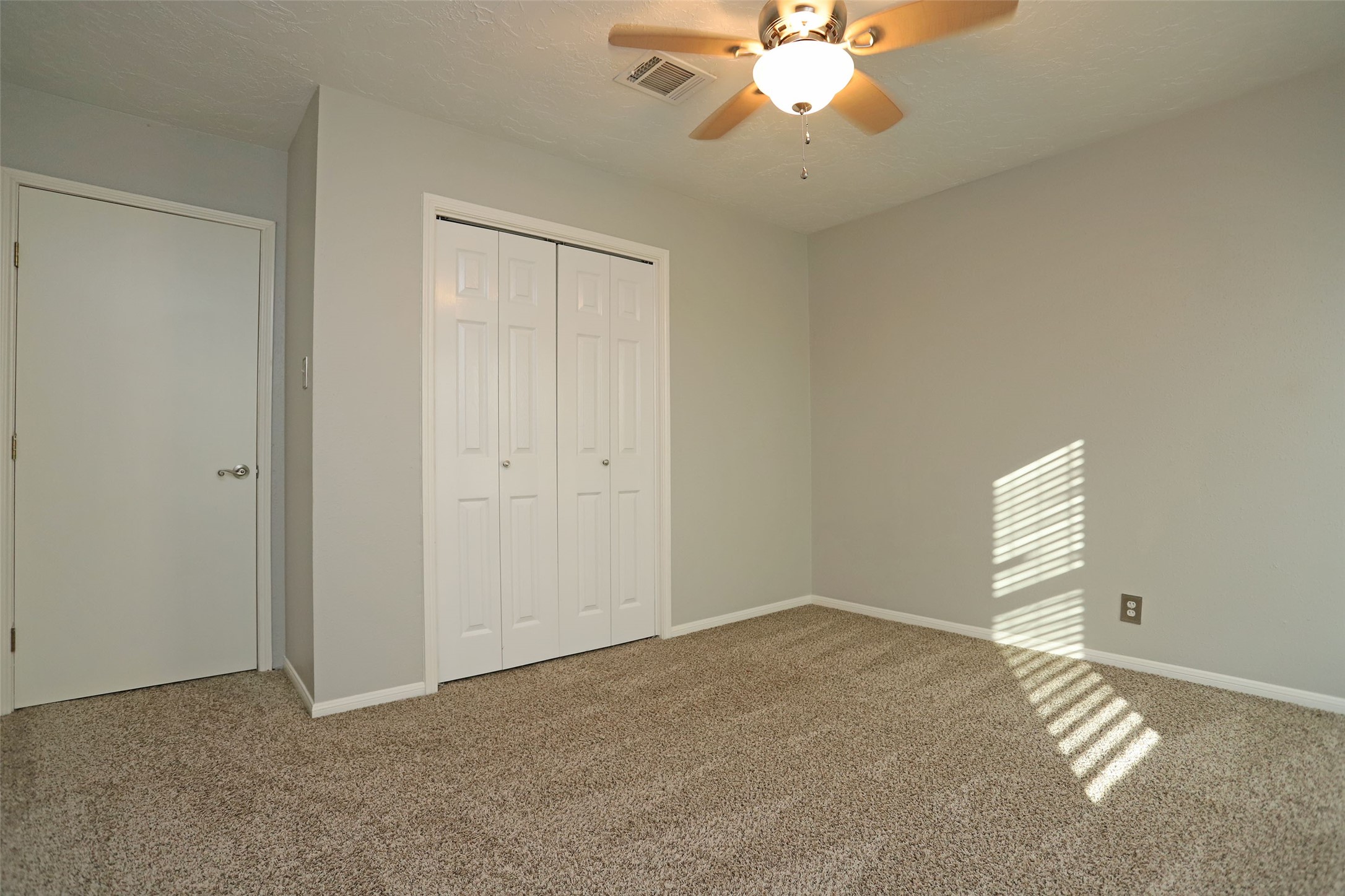12870 Westella Drive Property Photo 17