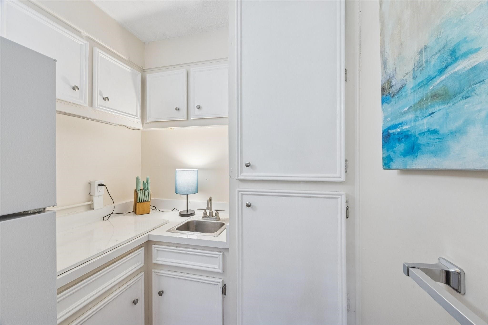 1330 Coral Way Property Photo 30