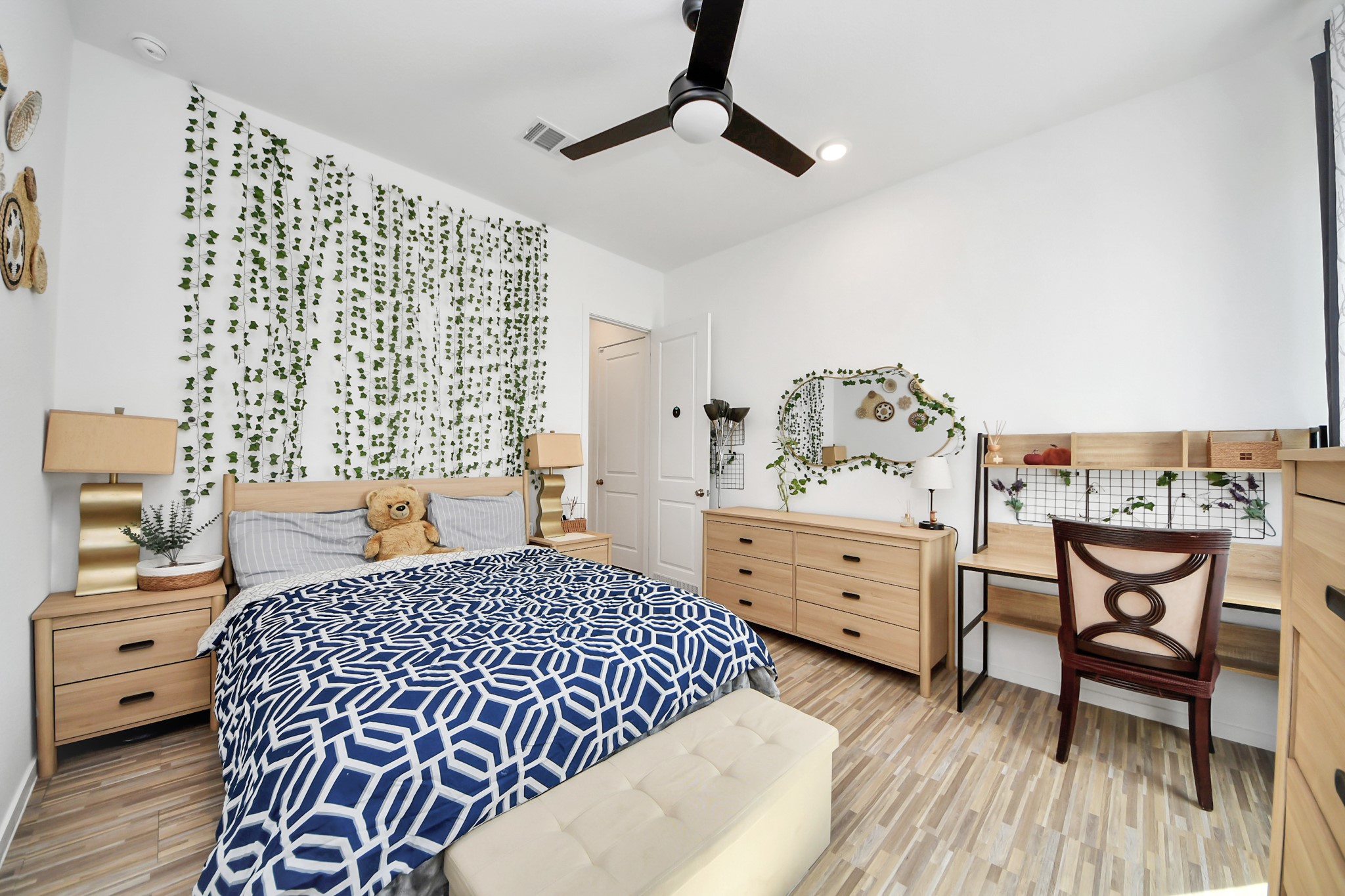 2443 Honeyberry Shrub Drive Property Photo 15