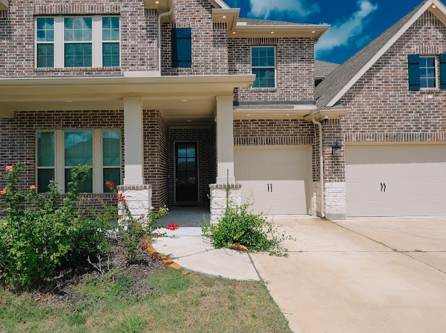 5823 Ash Valley Drives Property Photo 5