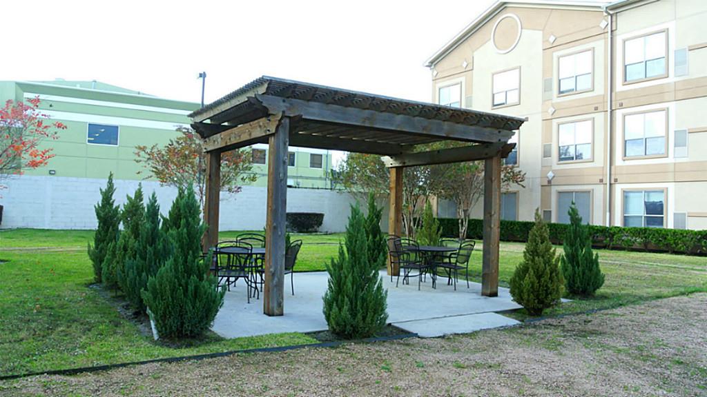 6655 W Sam Houston Parkway 2a Property Photo 14