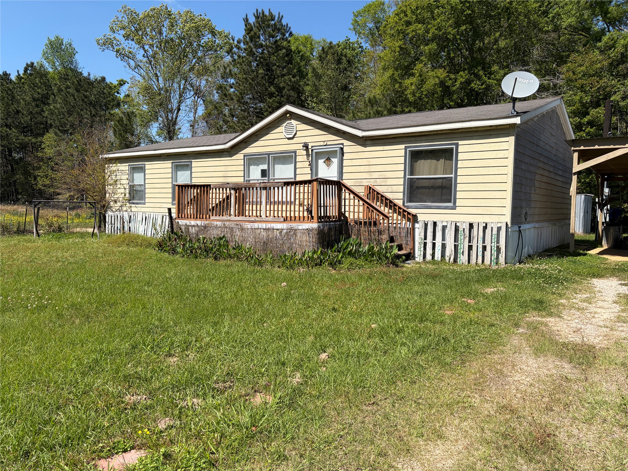 32 Long Leaf Drive B Property Photo 1