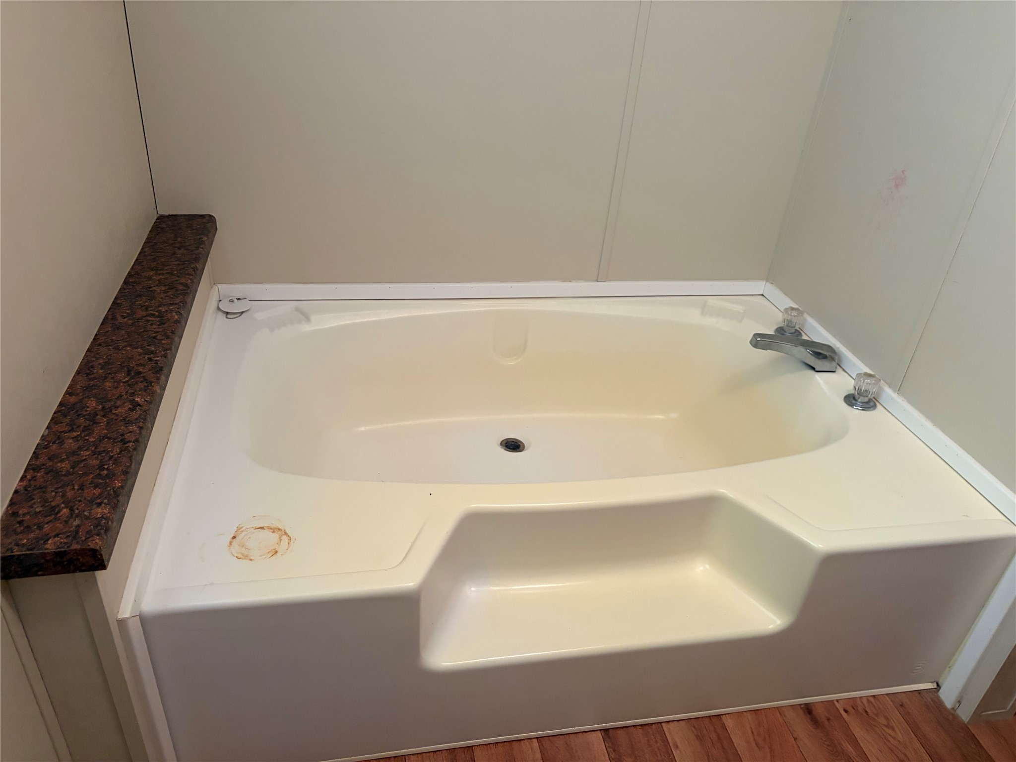 32 Long Leaf Drive B Property Photo 10