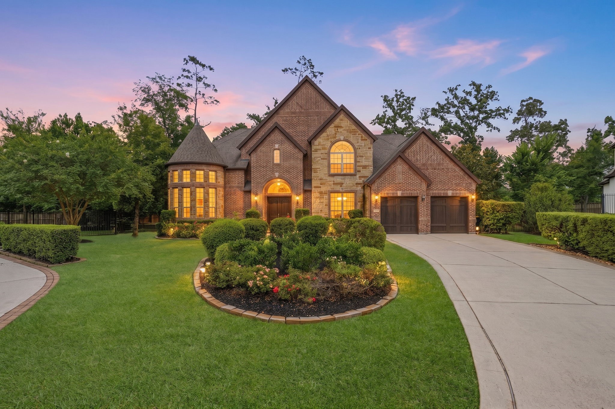 10 Coronet Ridge Court Property Photo