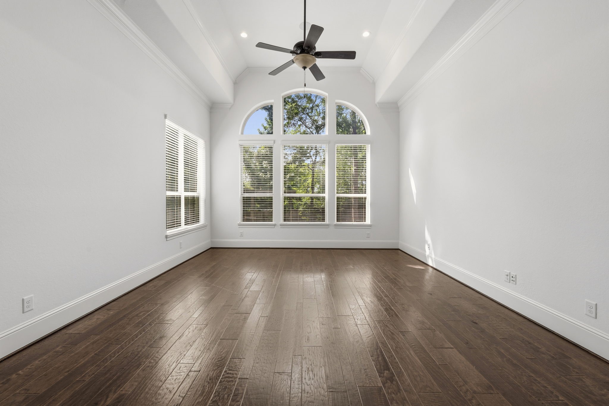 10 Coronet Ridge Court Property Photo 20