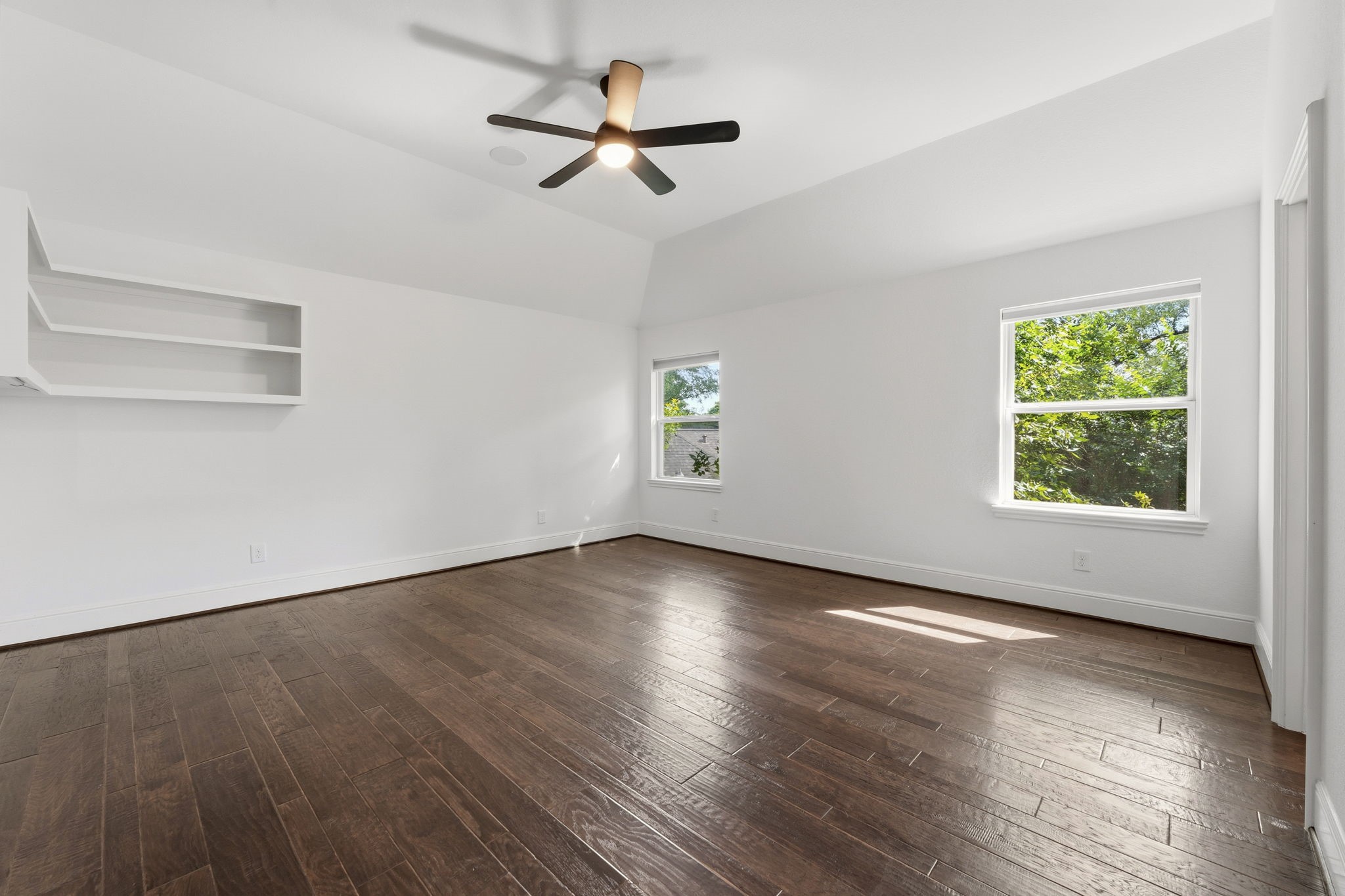 10 Coronet Ridge Court Property Photo 32