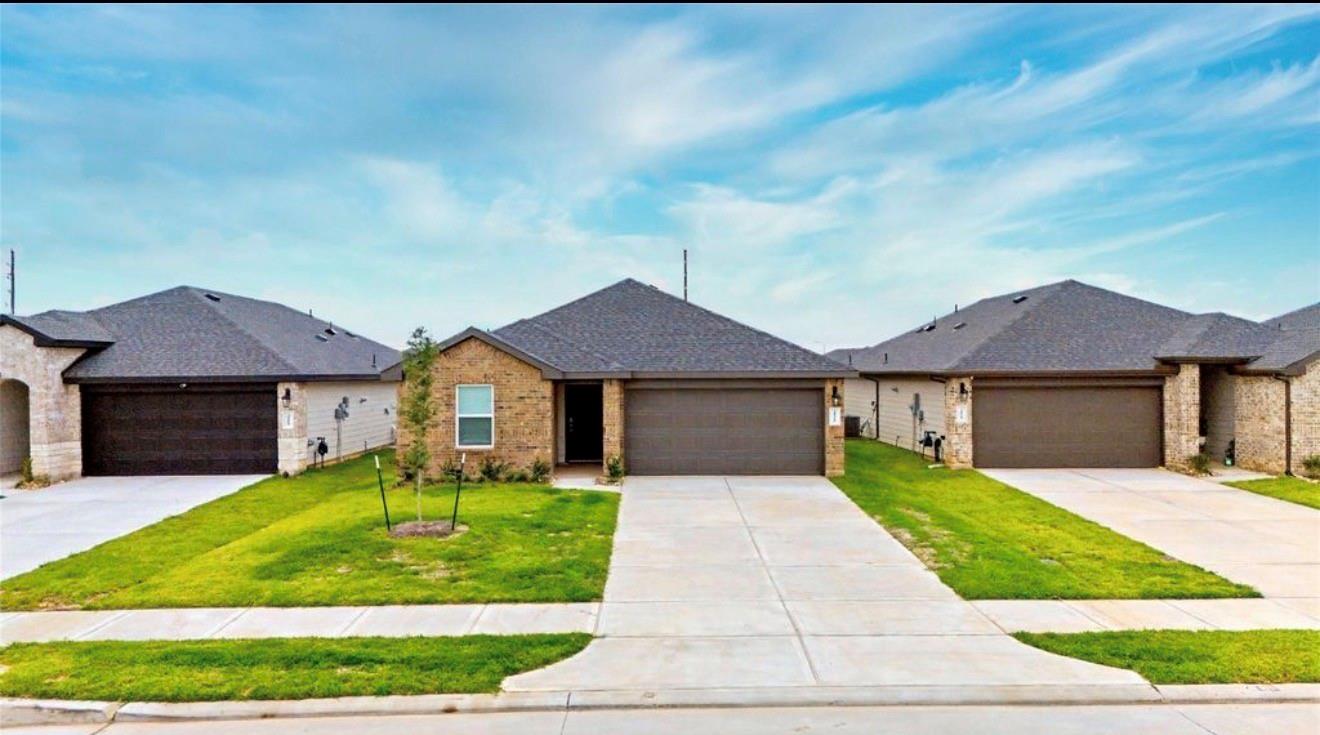 30519 Carter Cv, Fulshear TX 77441 Property Photo 1