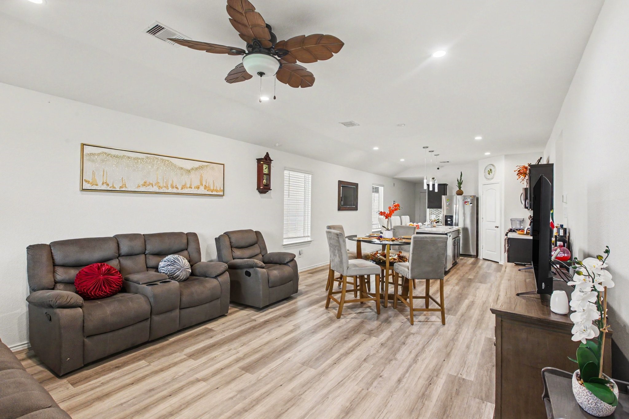 1839 Laurel Valley Drive Property Photo 4