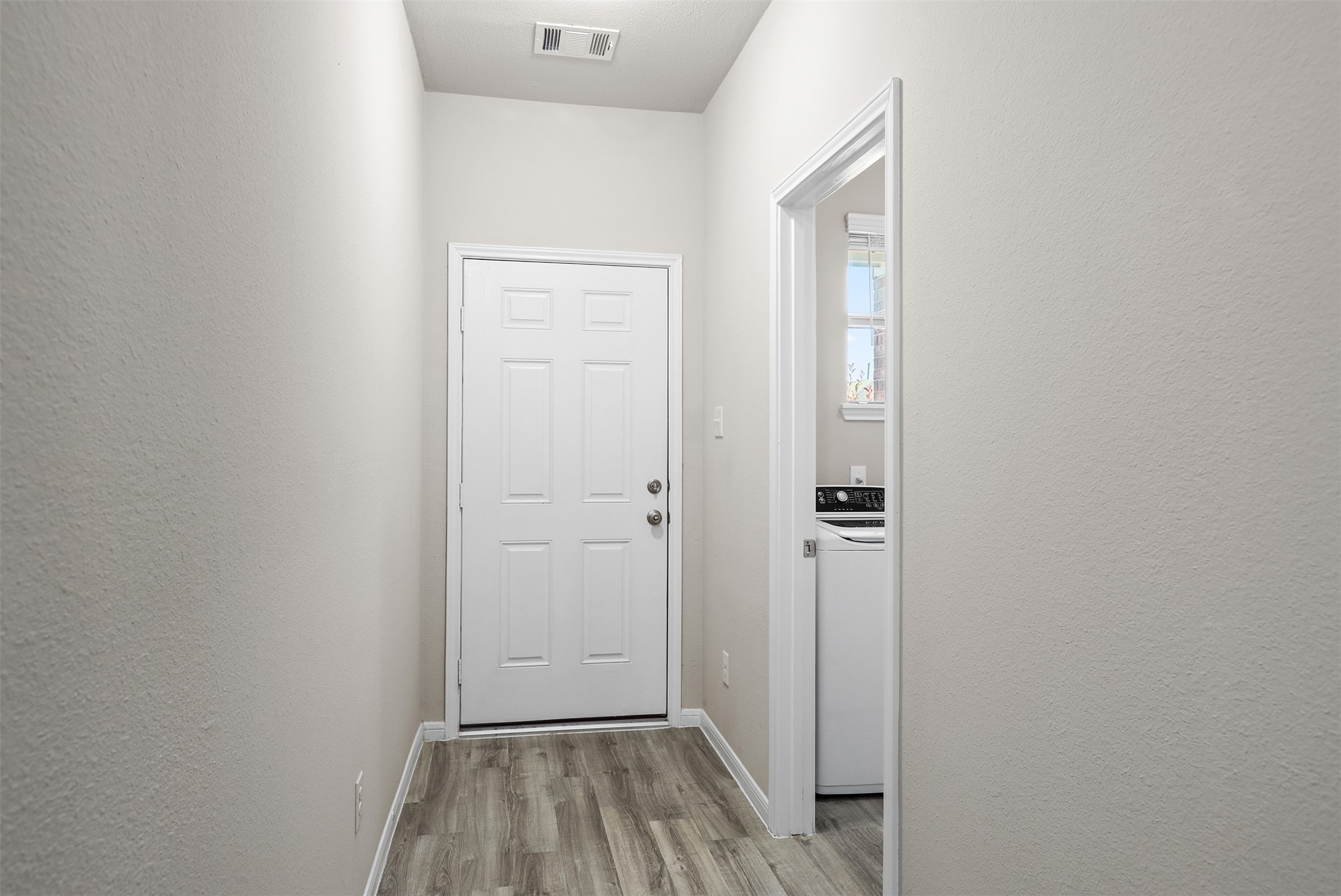 13126 Dancing Reed Drive Property Photo 5