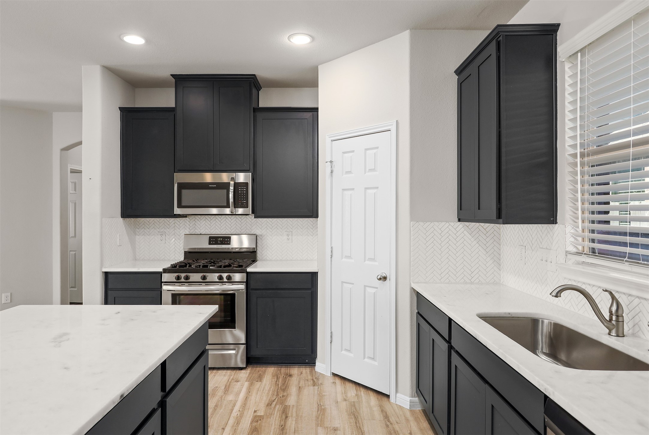 13126 Dancing Reed Drive Property Photo 10