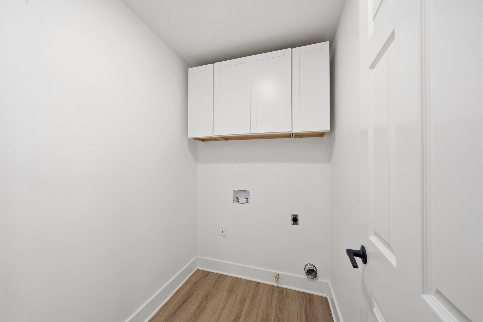 2304 Eagles Way Property Photo 38